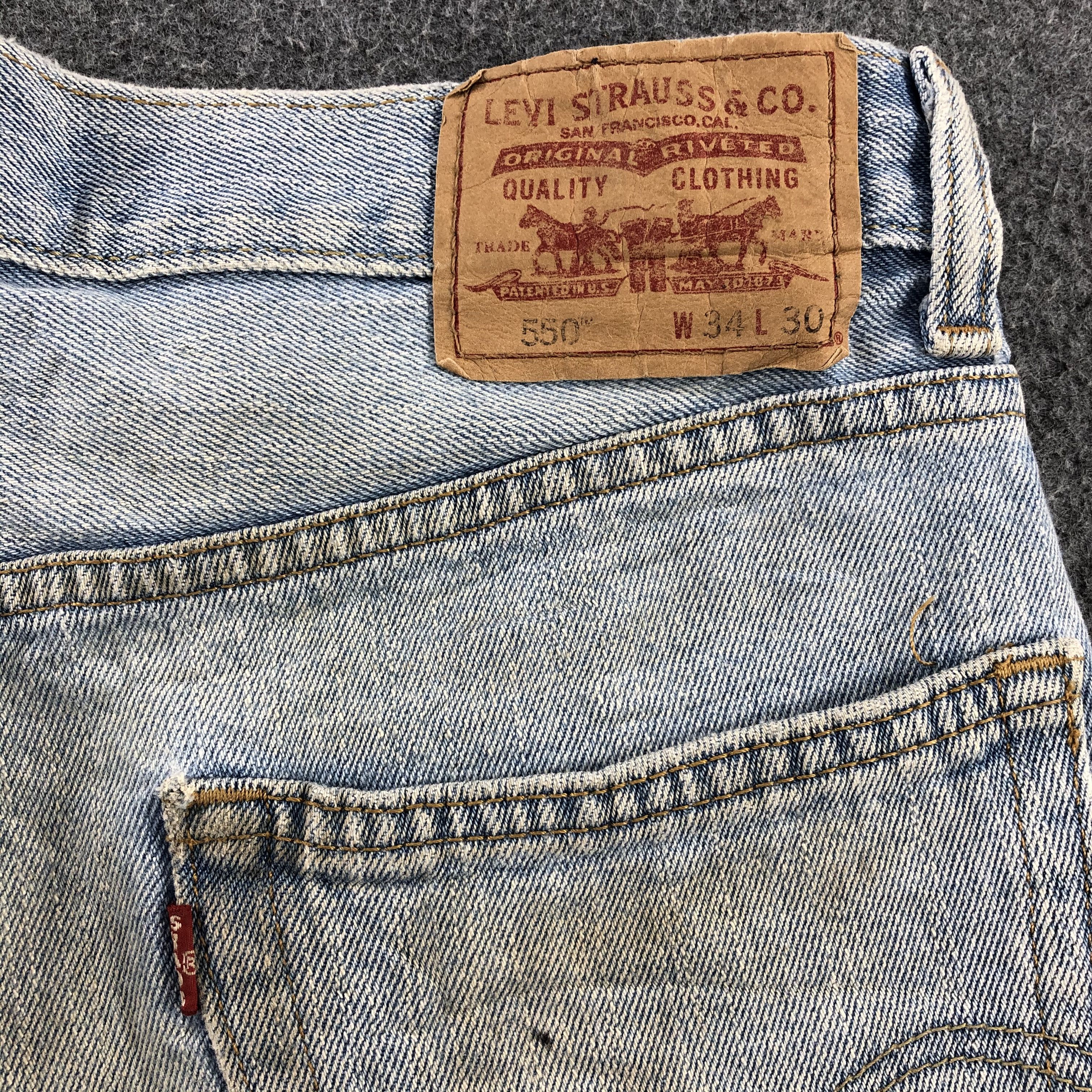 Levi's Dirty Vintage Levis Jeans Lot 550 Light Wash Denim-J952 Size US 33 - 5 Thumbnail