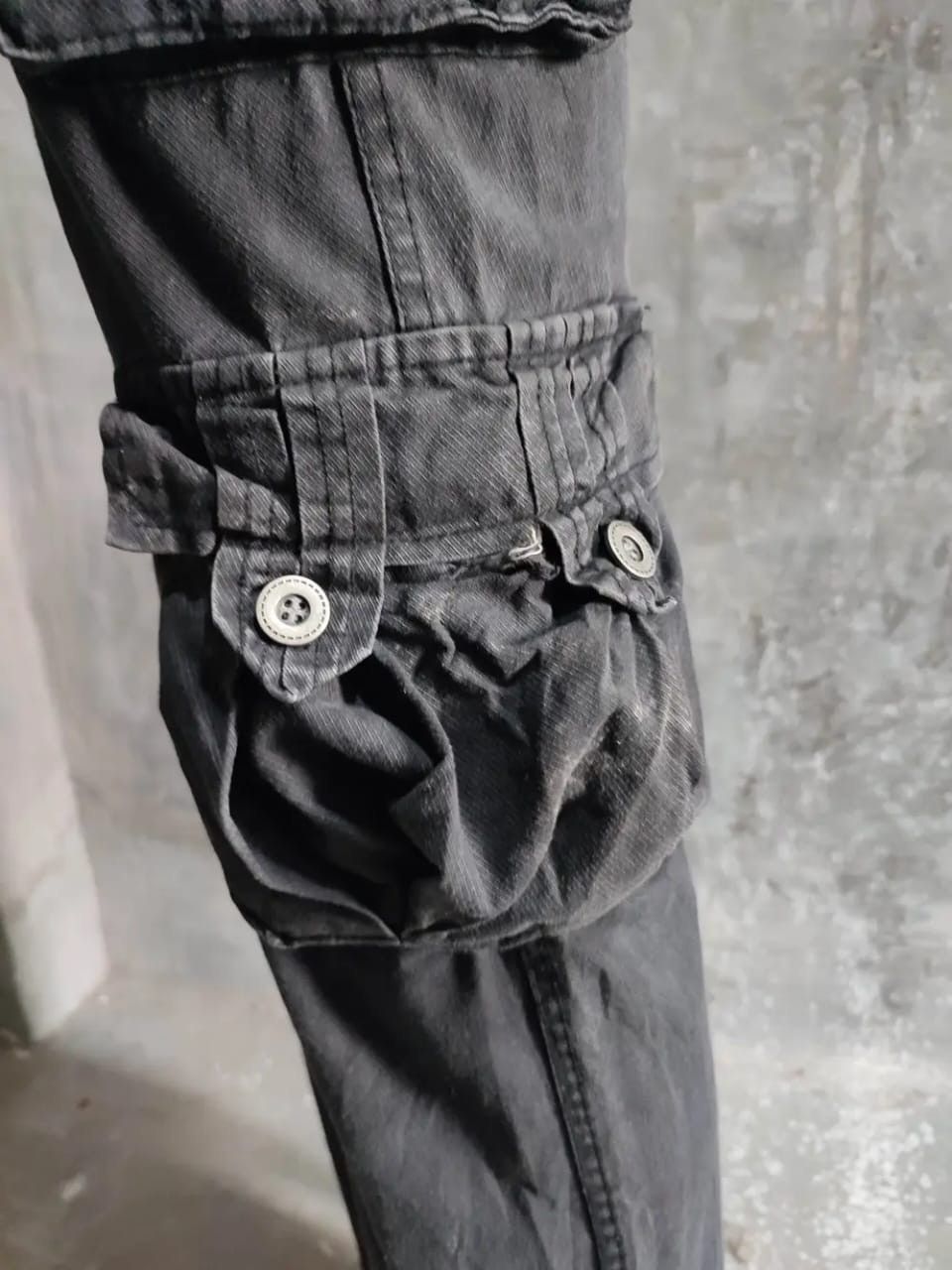 Other Valley black wash Cargo 3D Multipocket Low rise Pants Size US 29 - 13 Thumbnail