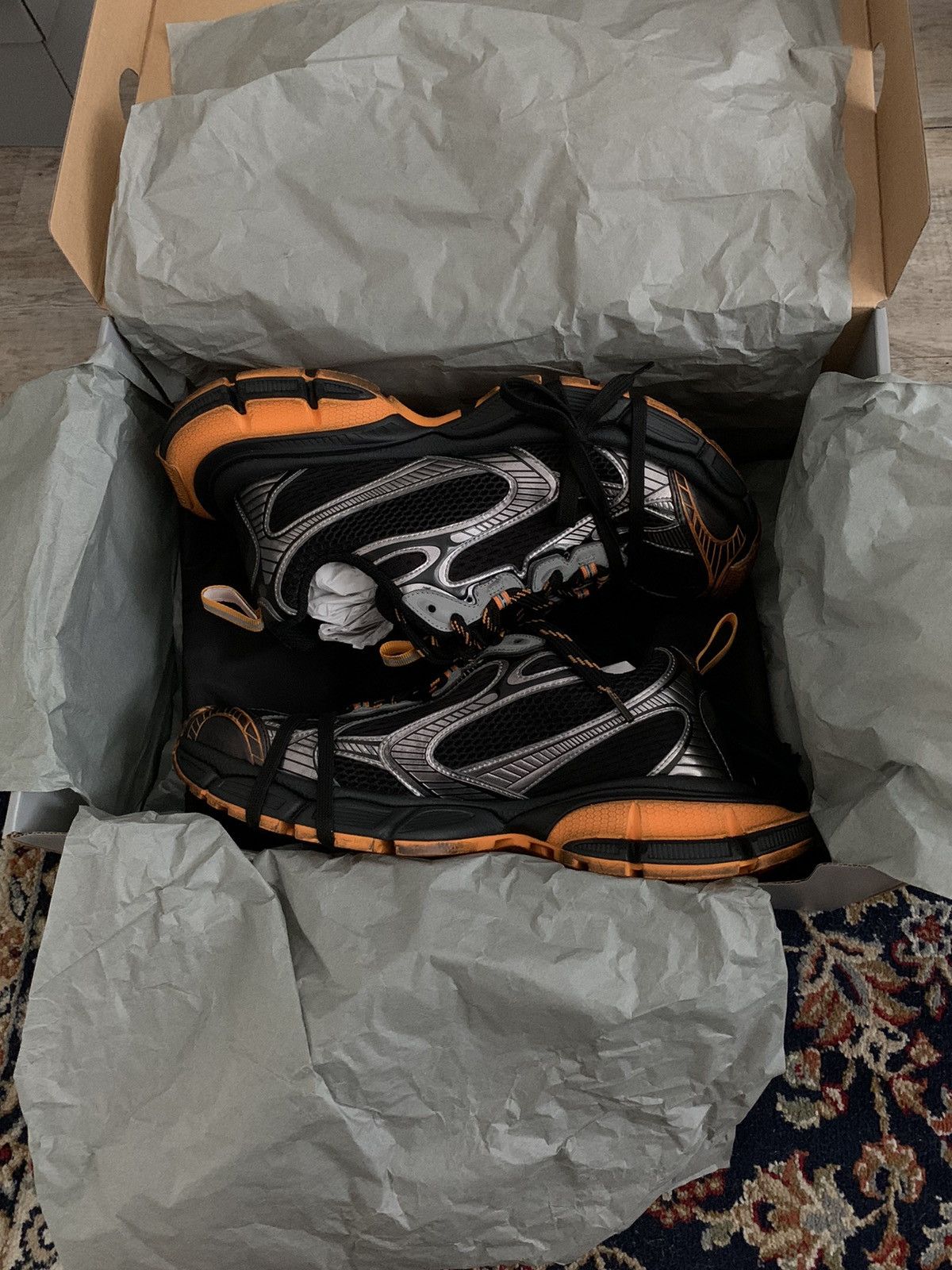 Balenciaga Balenciaga 3XL SHOE Size US 10 / EU 43 - 7 Thumbnail