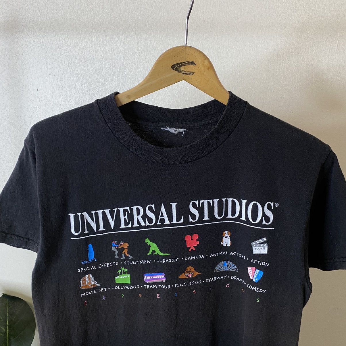 Vintage 1990s Universal Studios Official Merchandise T Shirt Size US S / EU 44-46 / 1 - 2 Thumbnail