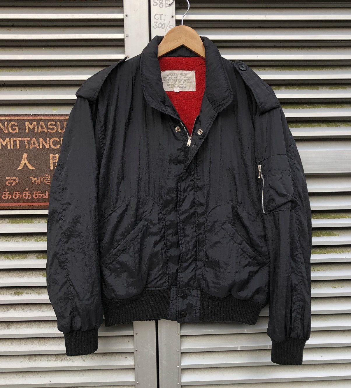 Vintage Vintage Pilot Made By Valiantas Lined fleece Bomber Jacket Size US L / EU 52-54 / 3 - 9 Thumbnail