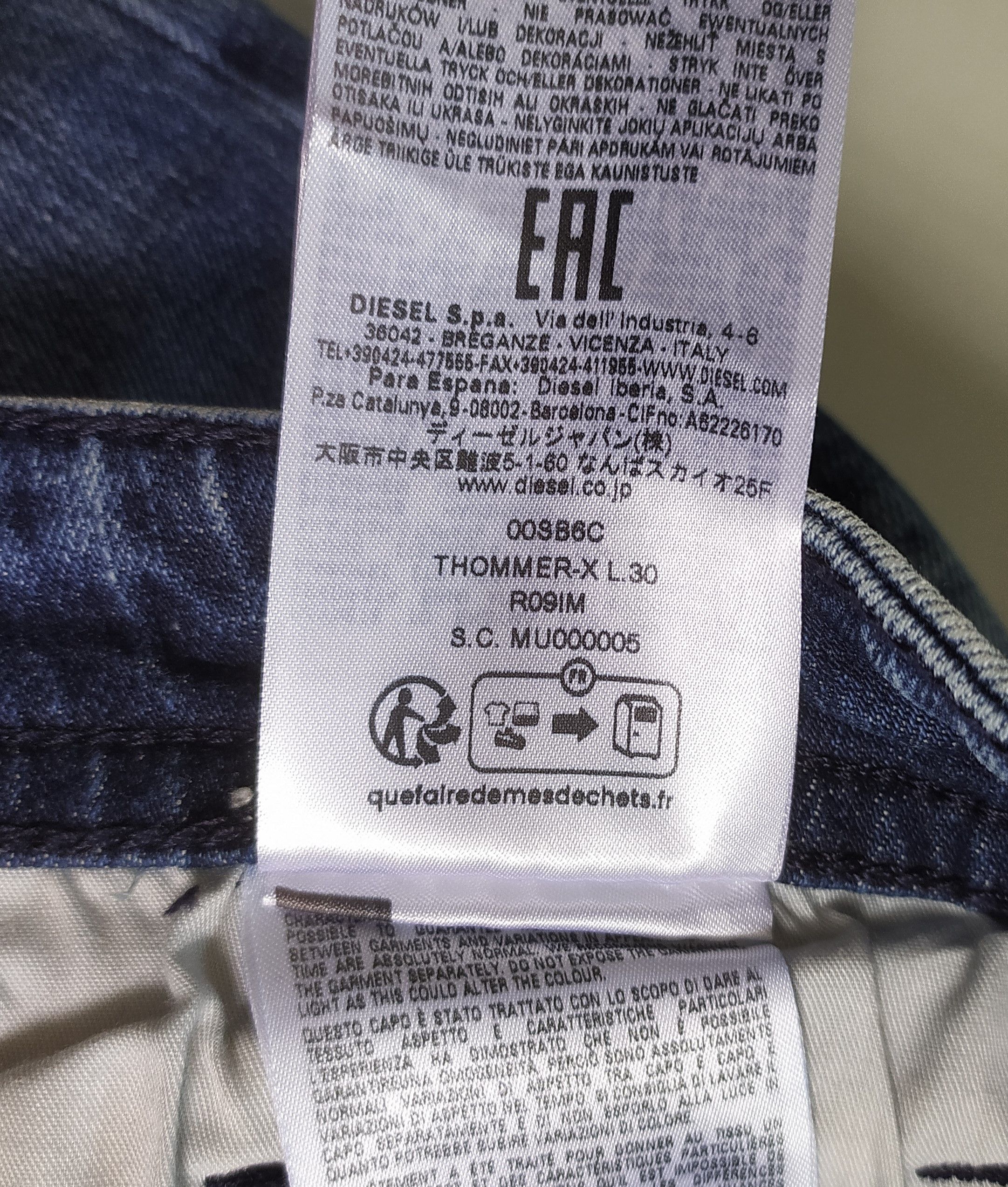 Diesel Diesel THOMMER-X-R09IM Men's Jeans Free Shipping T/ 9832 Size US 34 / EU 50 - 6 Thumbnail