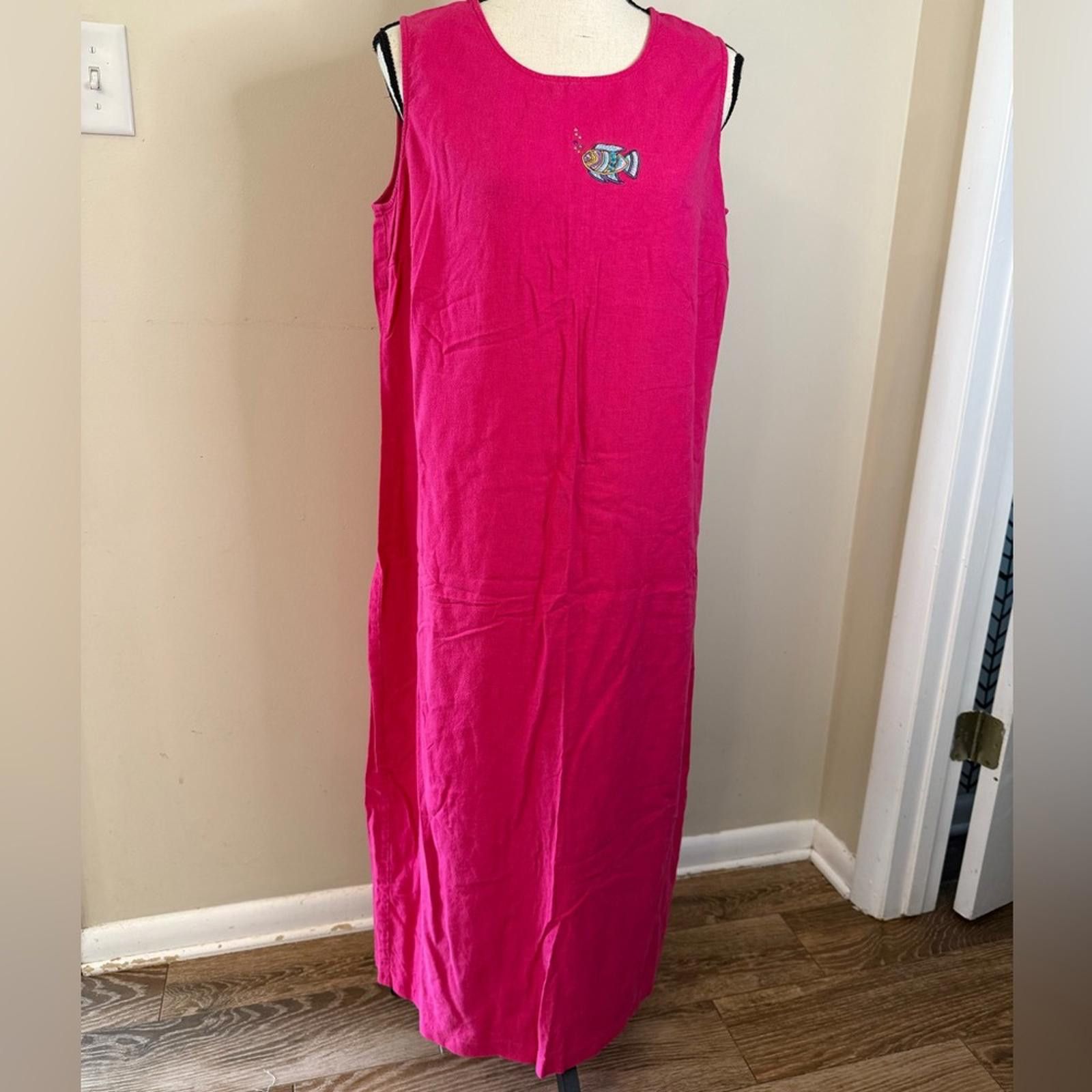 Other Dark pink sleeveless maxi dress embroidered fish beads 16W Size XXL / US 16-18 / IT 52-54 - 1 Thumbnail