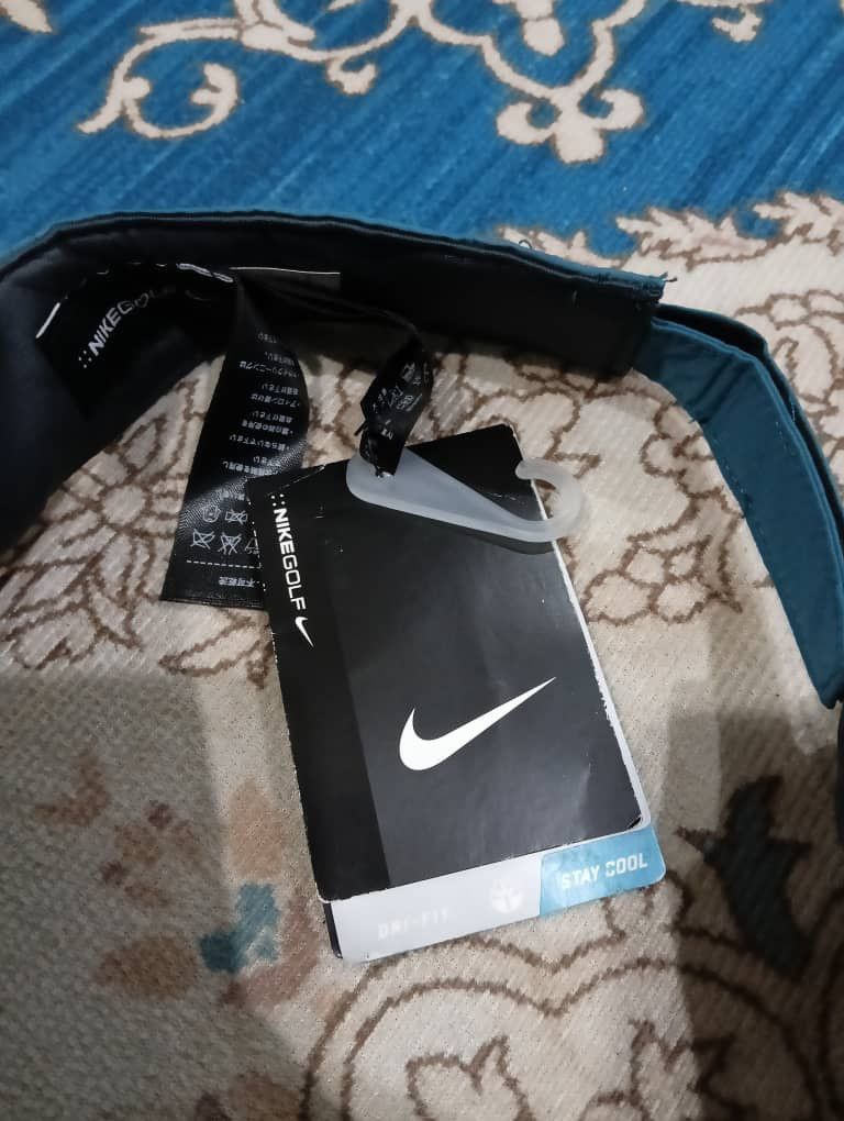 Nike Nike RZN VRS 56cm adjustable NOS Visor cap golf Nike Size 42 - 5 Thumbnail