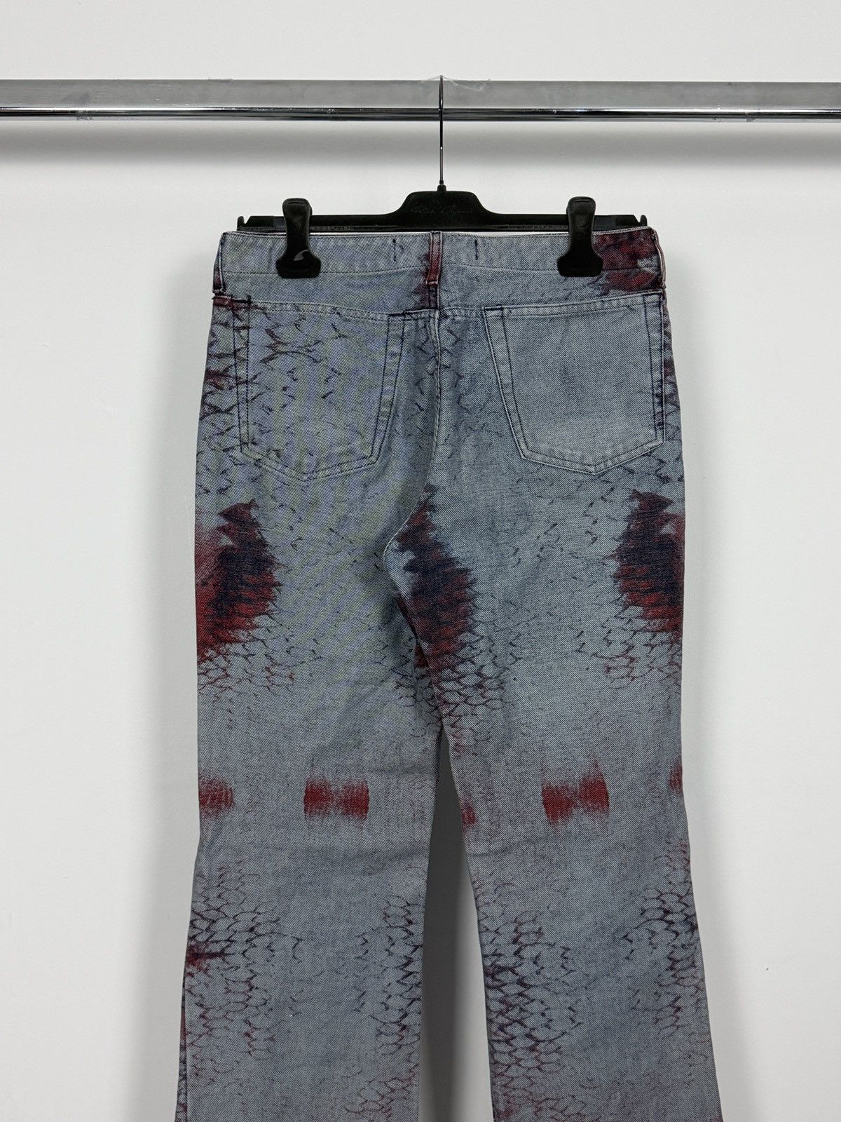 Roberto Cavalli Roberto Cavalli S/S2001 Flared Bleeding Python Scale Jeans Size 30" / US 8 / IT 44 - 9 Thumbnail
