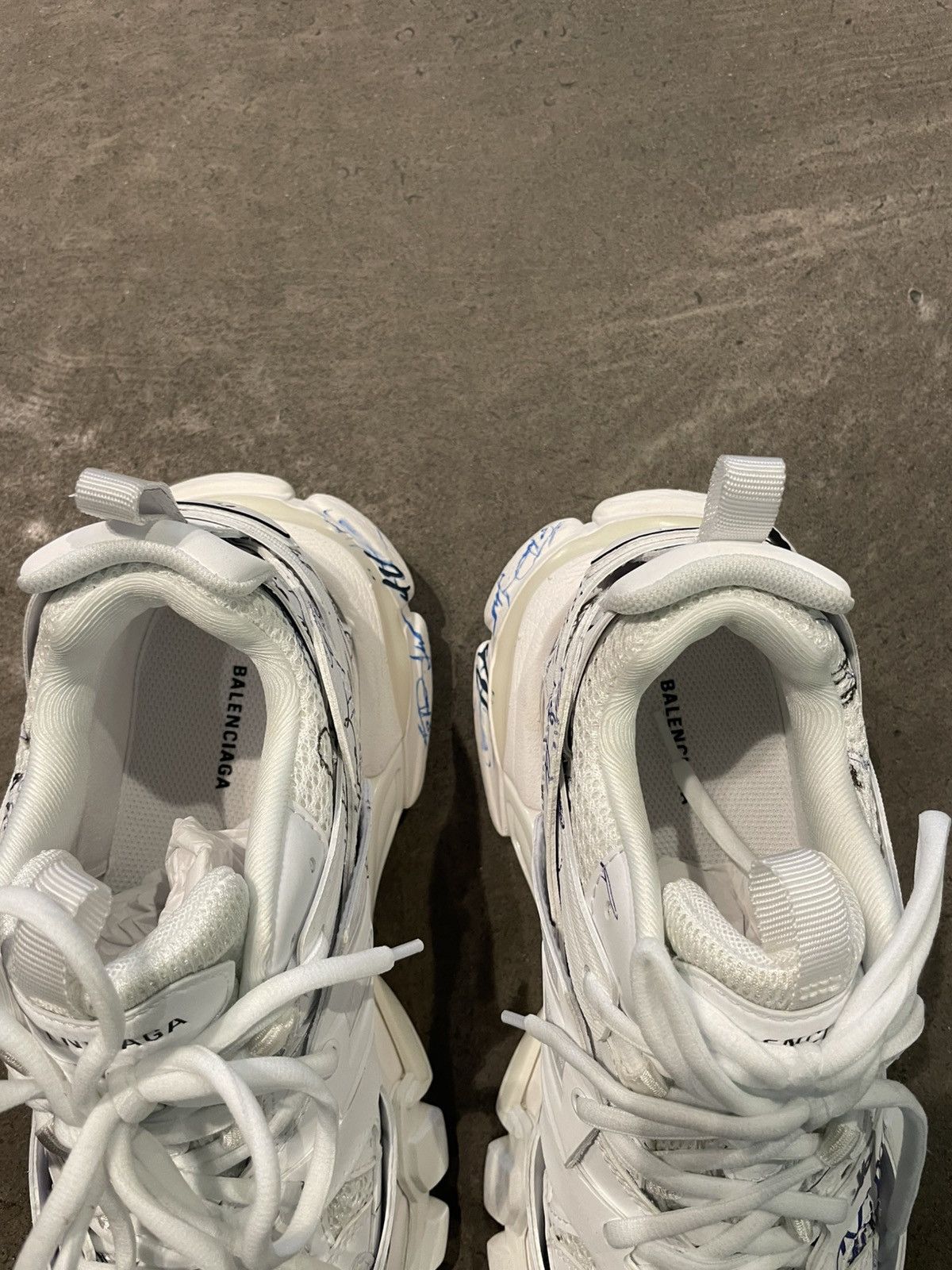 Balenciaga TRACK AUTOGRAPHE SNEAKER IN WHITE Size US 6 / IT 36 - 8 Thumbnail