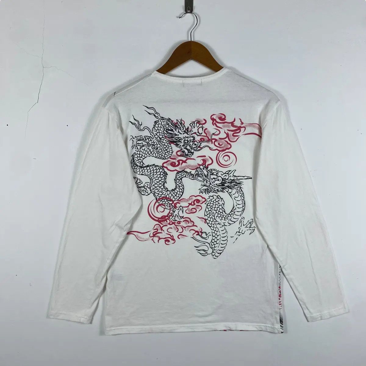 Japanese Brand Vintage JAPANESE TRADITIONAL Dragon Mystical Creature LS Tee Size US M / EU 48-50 / 2 - 5 Thumbnail