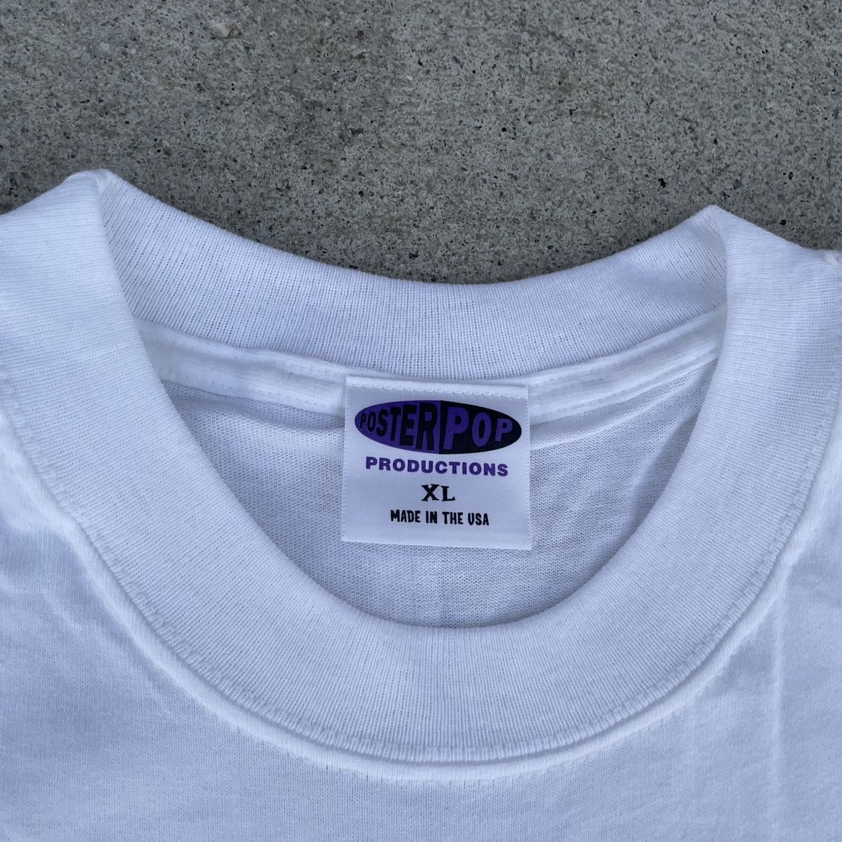Vintage Vintage 1998 Coop Devil Girls white graphic t-shirt Size US XL / EU 56 / 4 - 4 Thumbnail