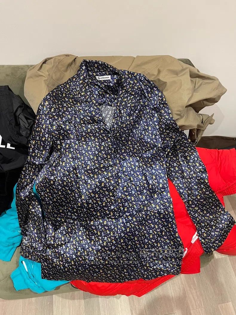 Balenciaga Balenciaga Teddy Bear Shirt Size XXS / US 00 / IT 34 - 1 Thumbnail
