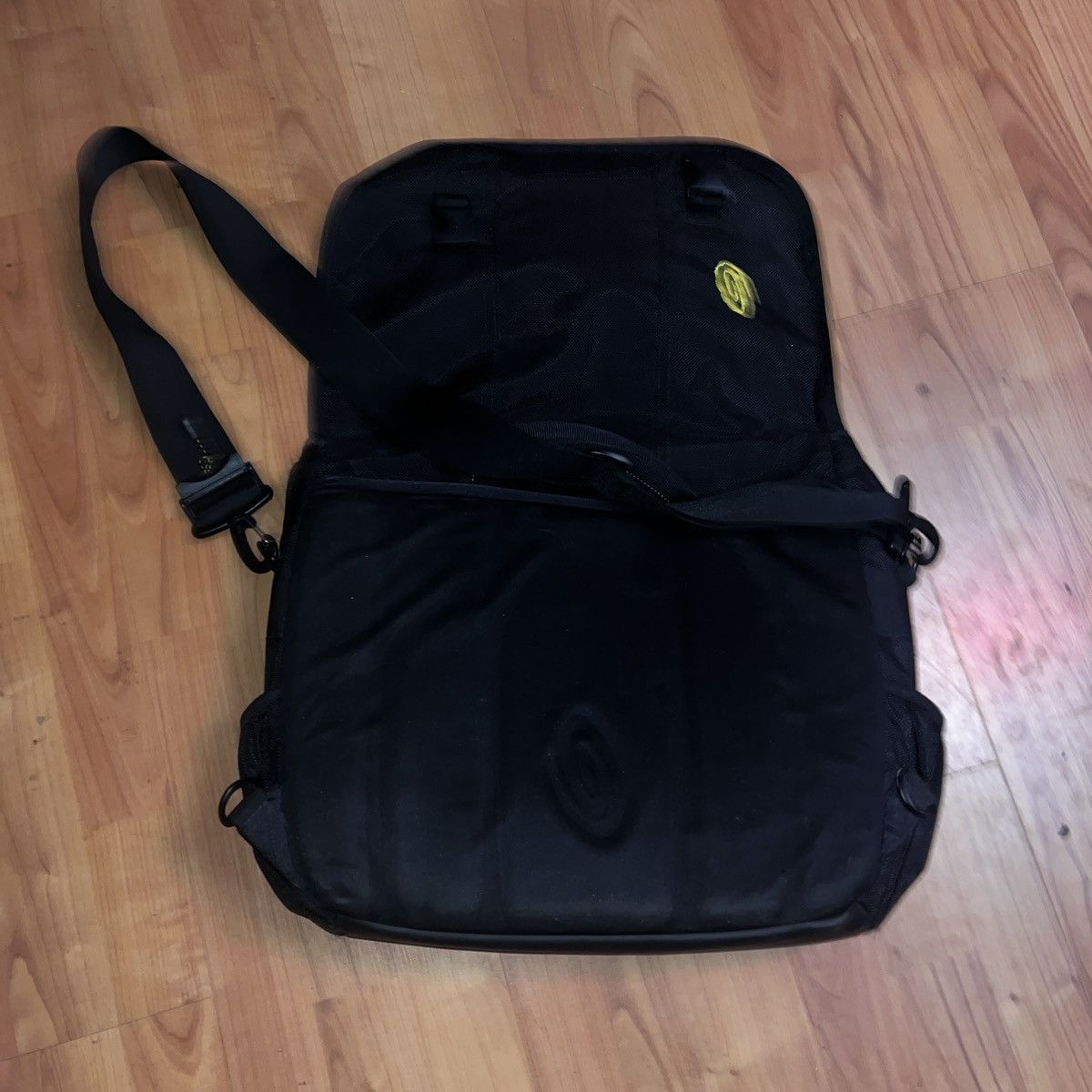Vintage Timbuk2 Black Messenger Bag Y2K 00’s Size ONE SIZE - 8 Thumbnail