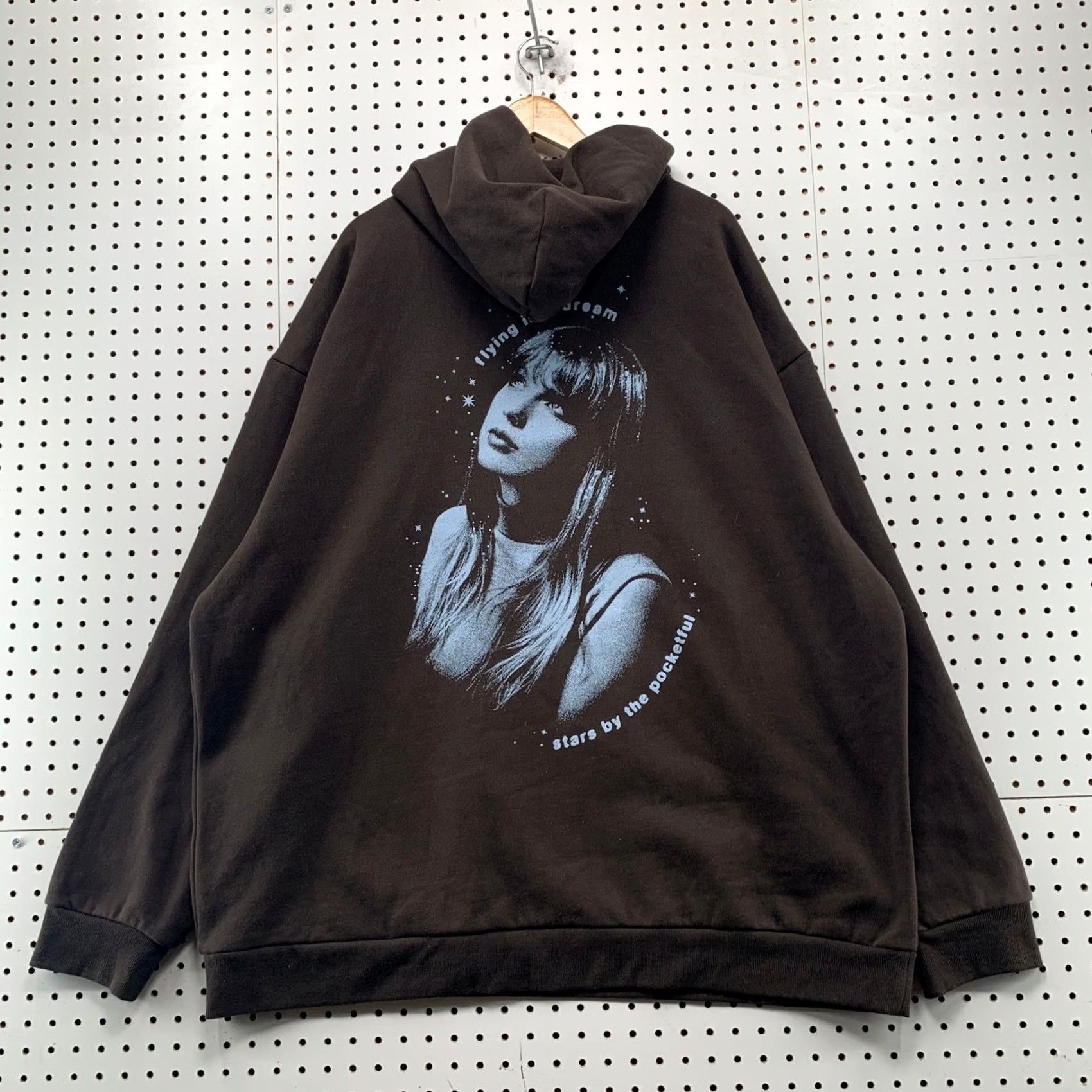 Vintage Taylor Swift Midnights Hoodie Mens 4XL Brown 20s Album Merch Pullover Sweatshirt Size US XXL / EU 58 / 5 - 2 Thumbnail