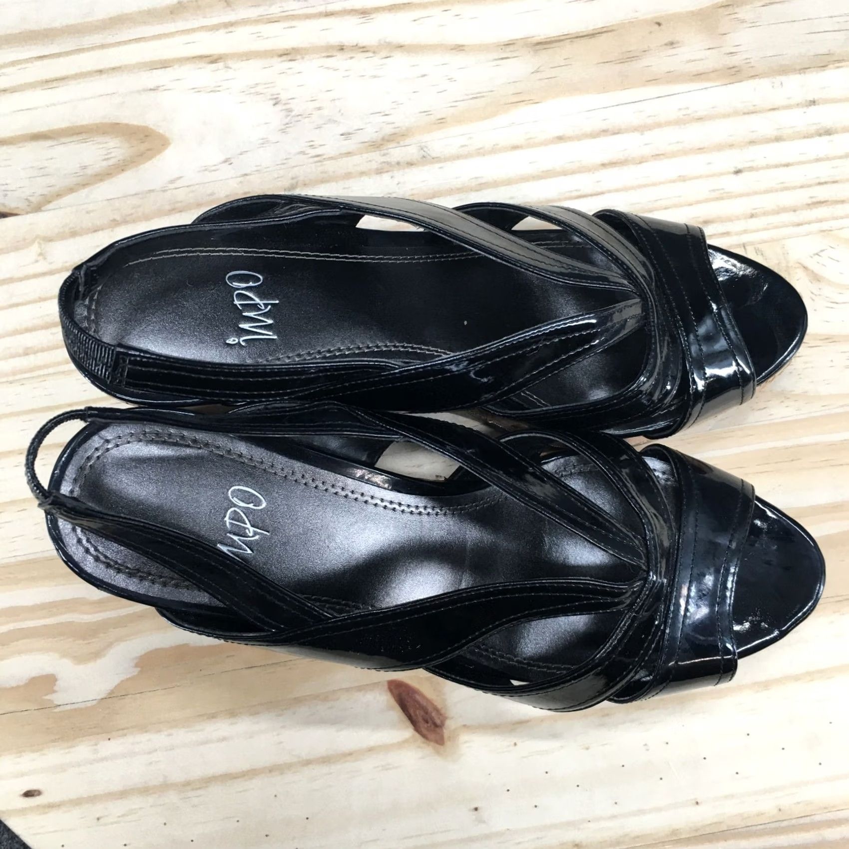 Vintage IMPO Sandals Women’s 8 M Warwick Wedge Slingback Black Faux Leather Cork Casual Size US 8 / IT 38 - 5 Thumbnail