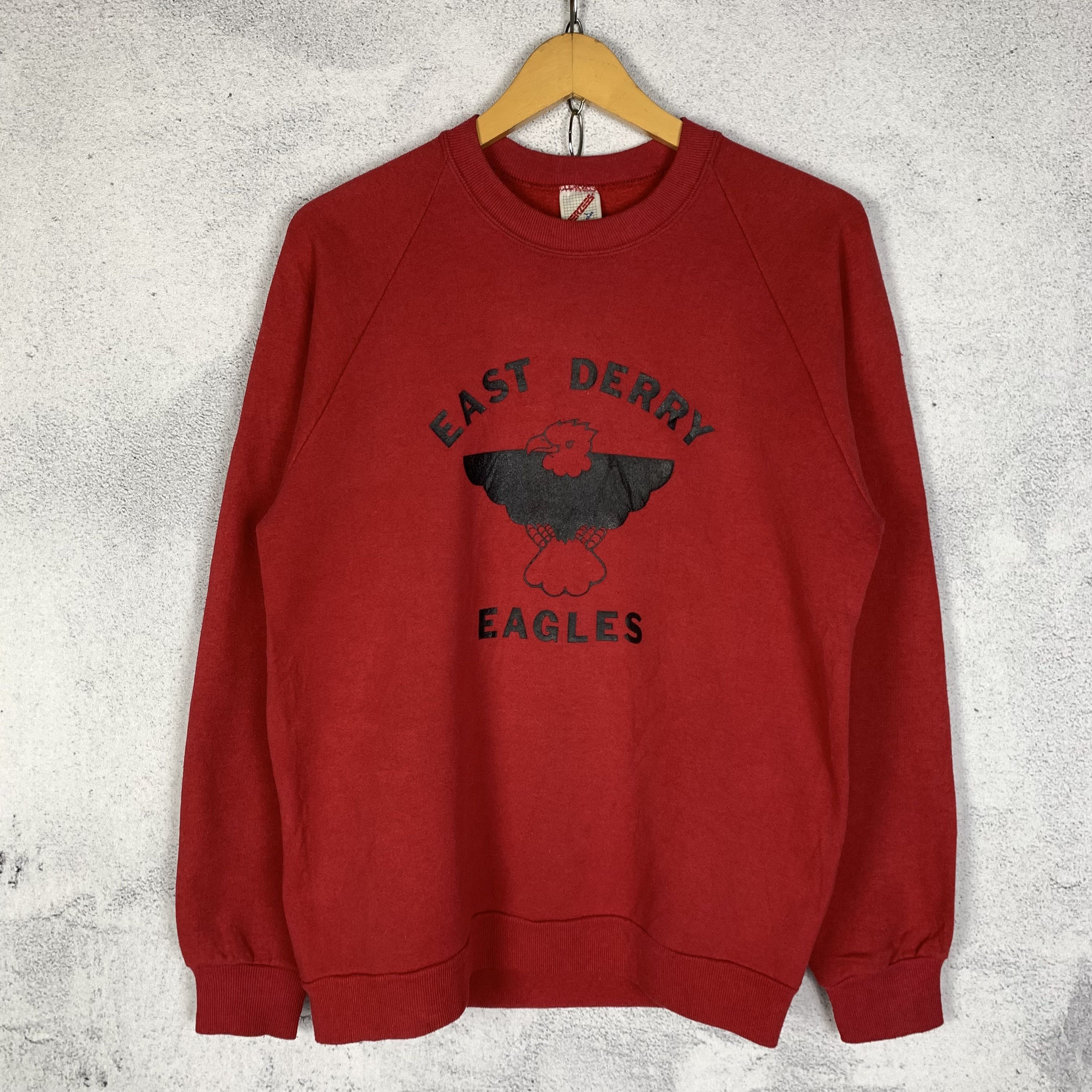 Vintage Vintage East Derry Eagles Sweatshirt Crewneck Size US L / EU 52-54 / 3 - 1 Thumbnail