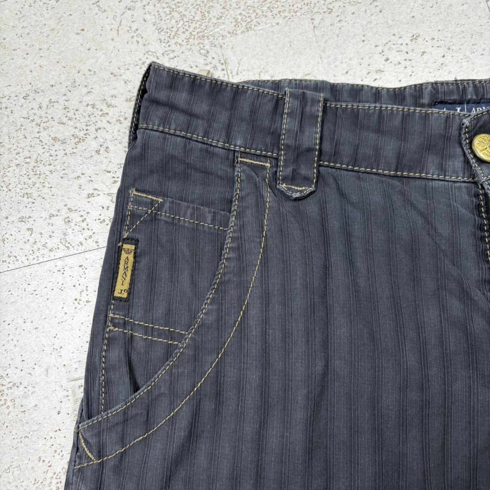 Armani 90’s Armani Jeans Cargo Shorts (28”) Size US 28 / EU 44 - 4 Thumbnail