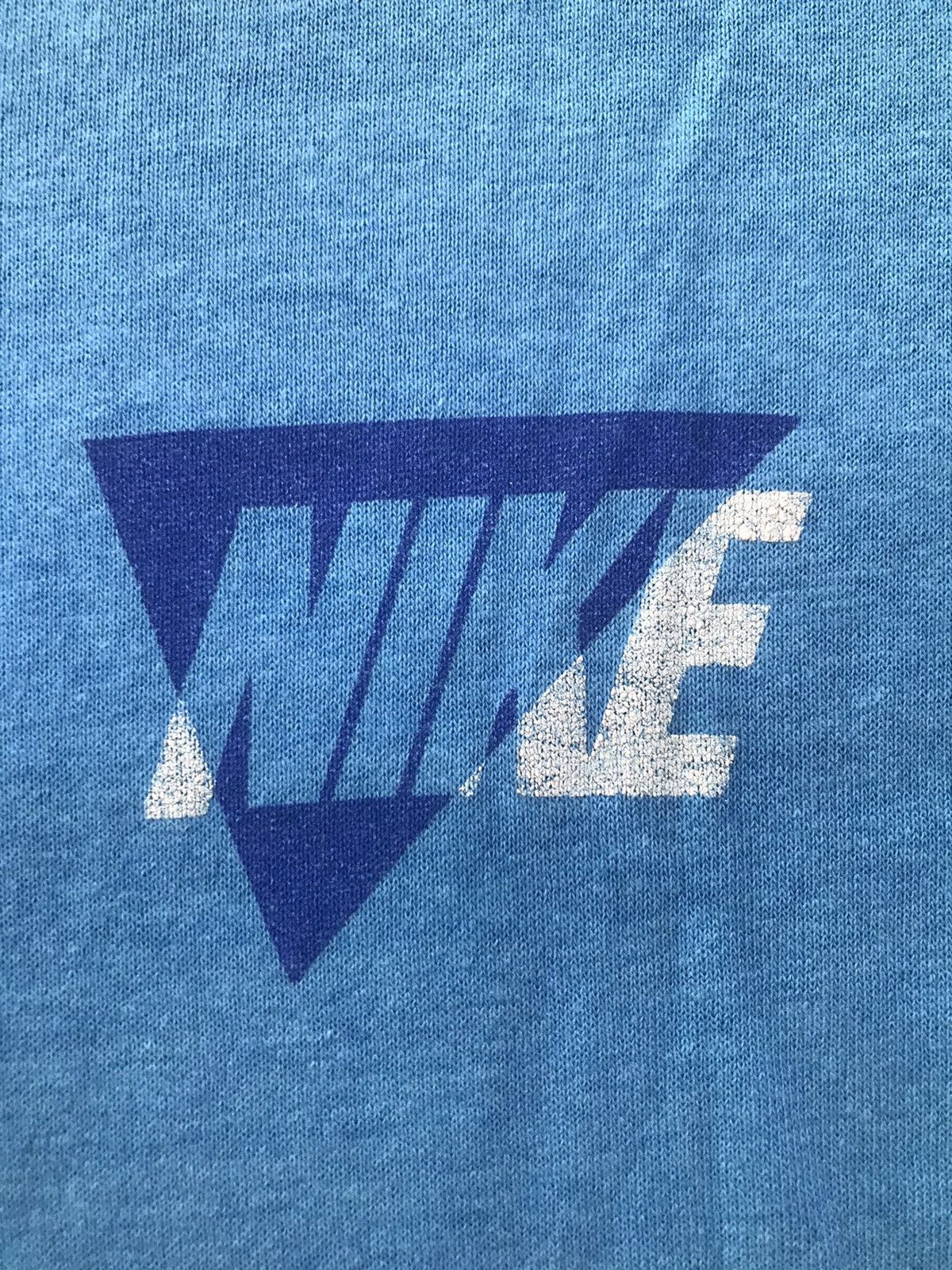 Nike × Vintage 90s Vintage Nike Tshirt Size US S / EU 44-46 / 1 - 3 Thumbnail