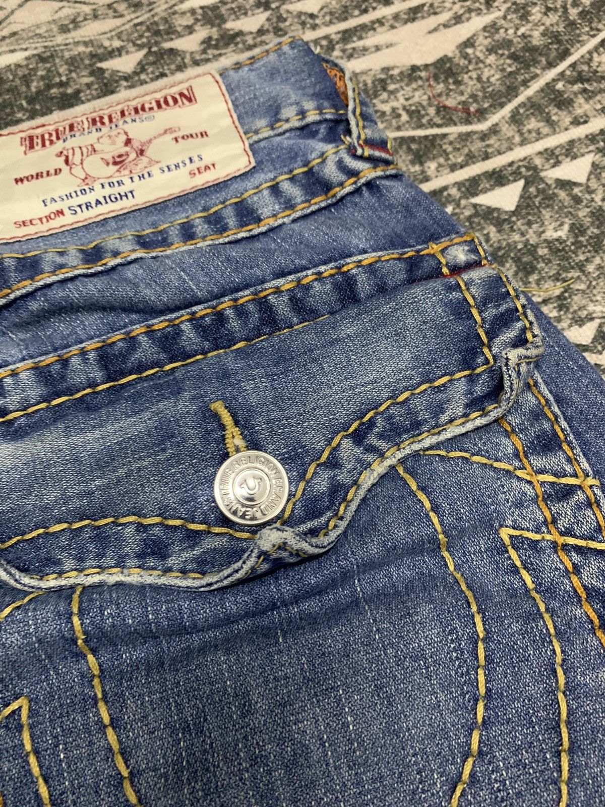 True Religion 🔥RARE🔥TRUE RELIGION RARE DISTRESSED STYLE DENIM PANT Size US 34 / EU 50 - 18 Thumbnail