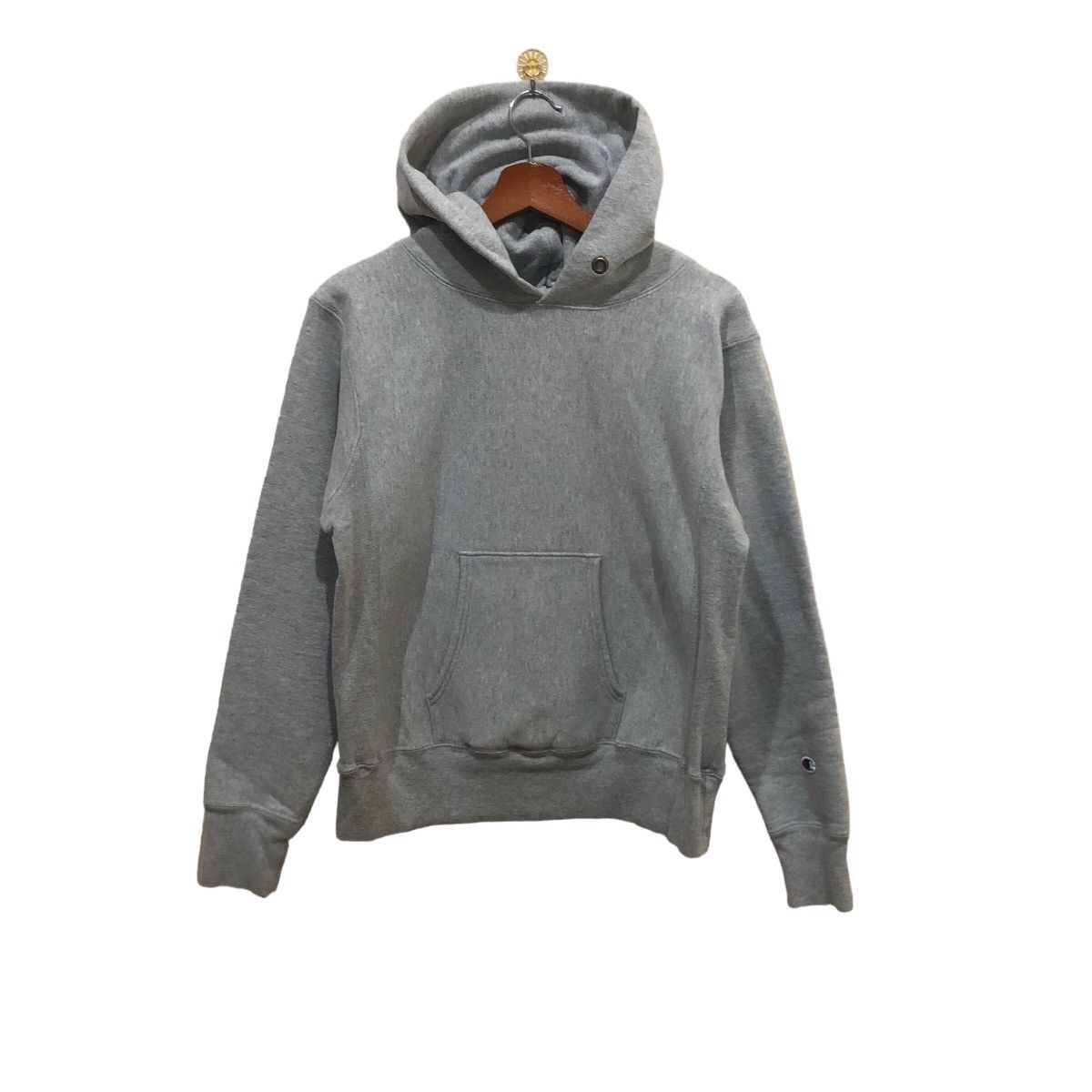 image of Champion Reverse Weave Sweatshirt Hodie in Grey, Men's (Size Medium)