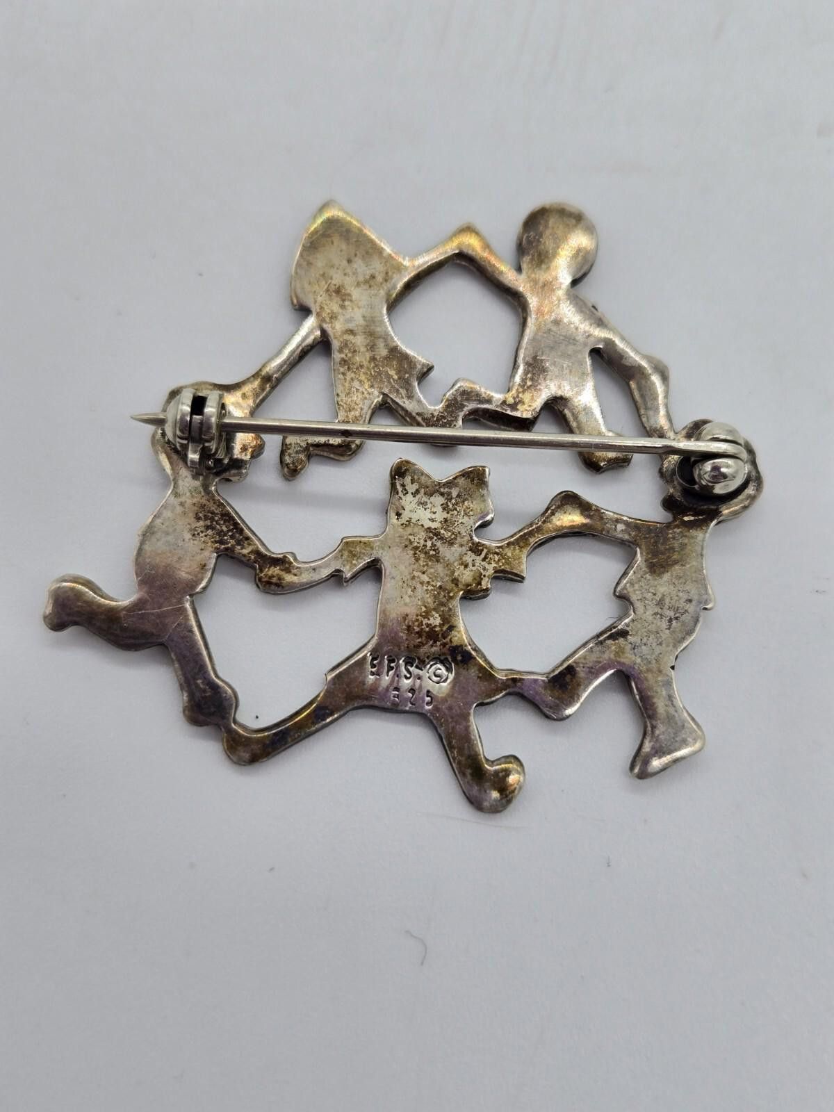 Other Vintage EFS Sterling Silver 925 Circle Of Kids Children Size ONE SIZE - 4 Thumbnail