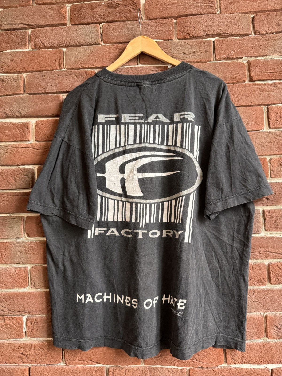 Band Tees 90s Fear Factory Machine of hate Heavy Metal Vintage Tee Size US XL / EU 56 / 4 - 1 Thumbnail