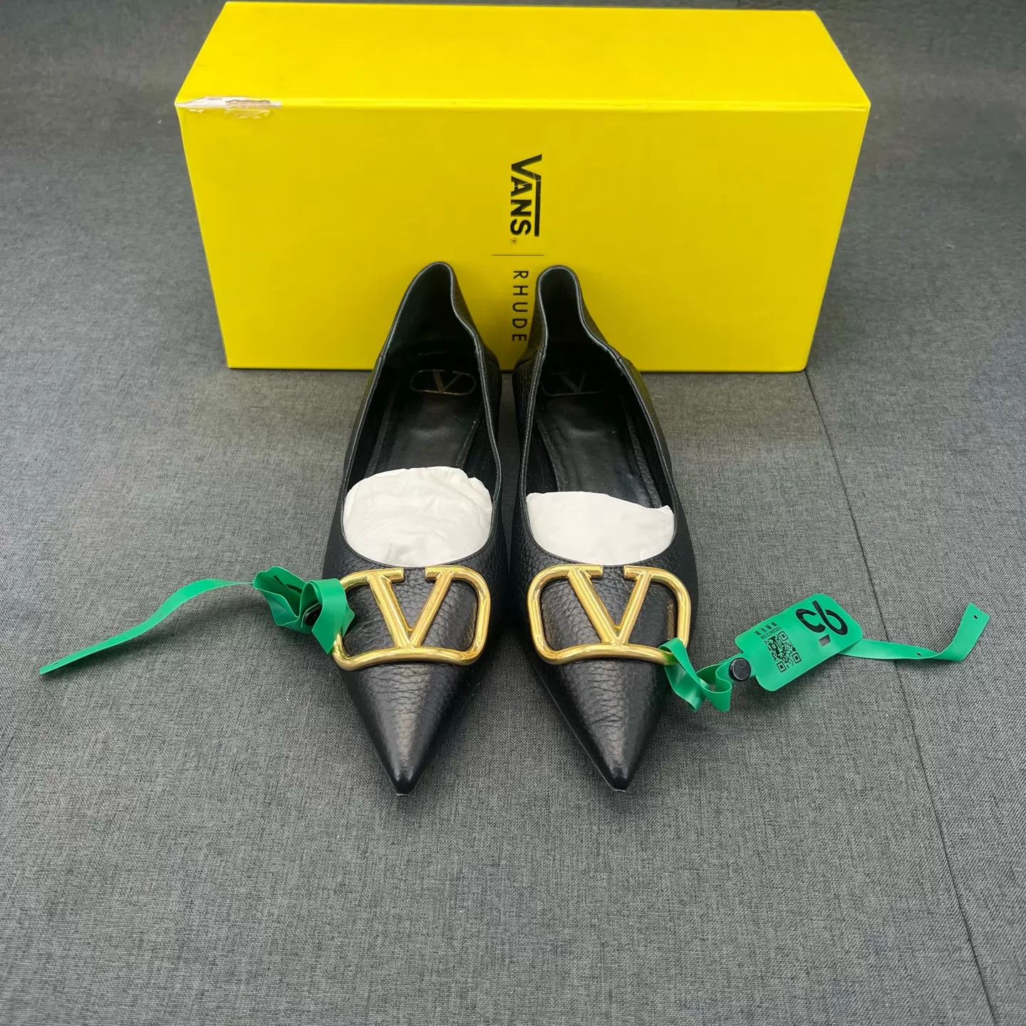 Valentino Valentino Leather Pointed Toe Flats Black 37 Size US 6.5 / IT 36.5 - 5 Thumbnail