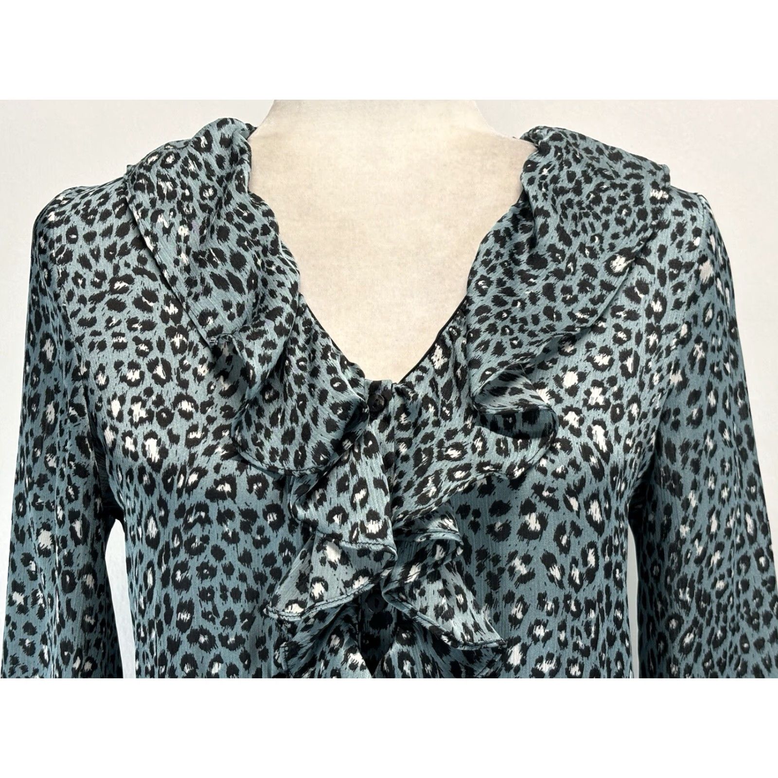 Zara NEW! Zara Ruffled Animal Print Mini Dress Sz X-Small Blue Long Sleeve Size XS / US 0-2 / IT 36-38 - 5 Thumbnail