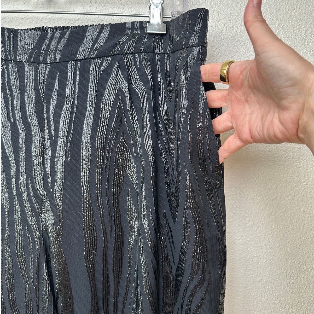 Stella McCartney NWT Stella McCartney Woodgrain Jogger Pants Black US L Size 34" / US 12 / IT 48 - 6 Thumbnail