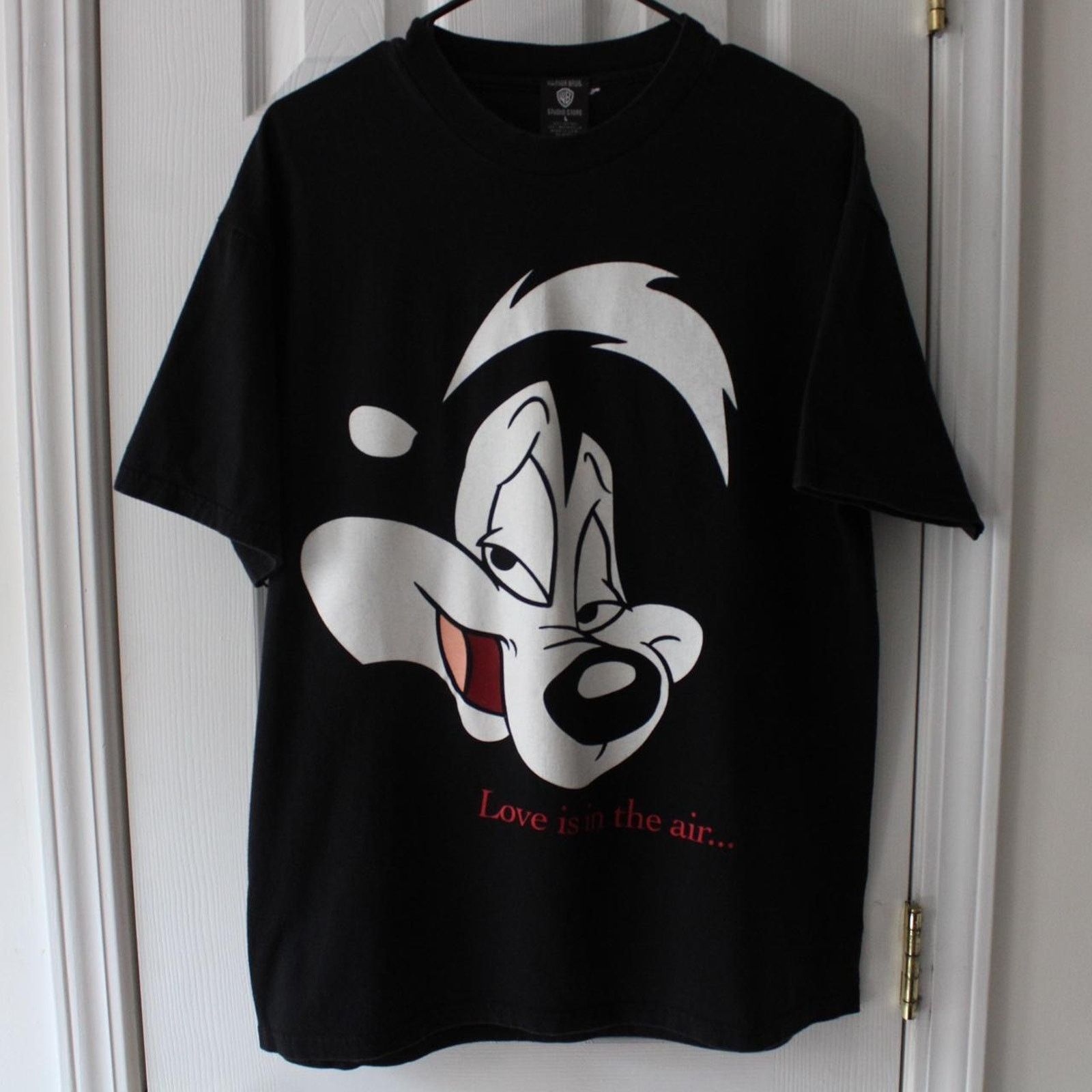 Other Black Vintage 90’s Looney Toons Pepé Le Pew Huge Graphic Tee Size US L / EU 52-54 / 3 - 4 Thumbnail