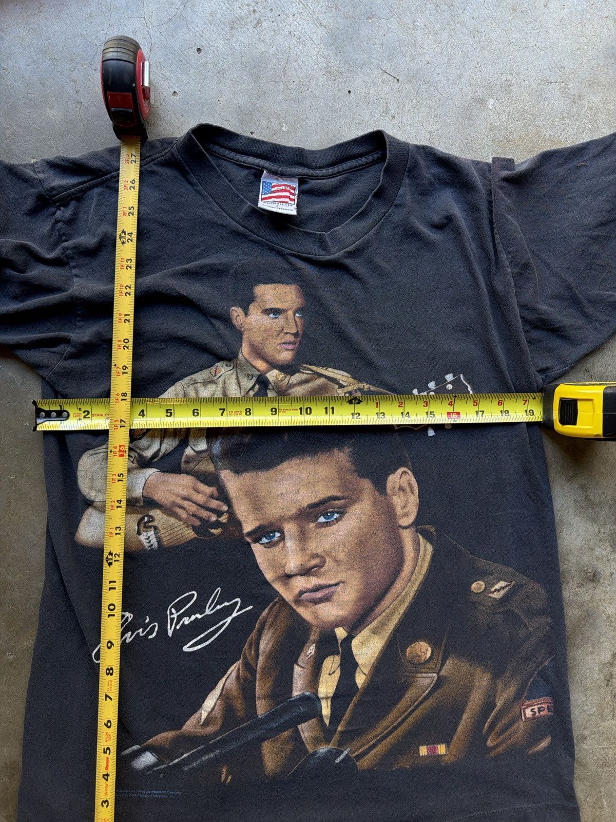 Vintage Vintage 1995 Elvis Presley Single Stitch Graphic Tee Size US L / EU 52-54 / 3 - 4 Thumbnail