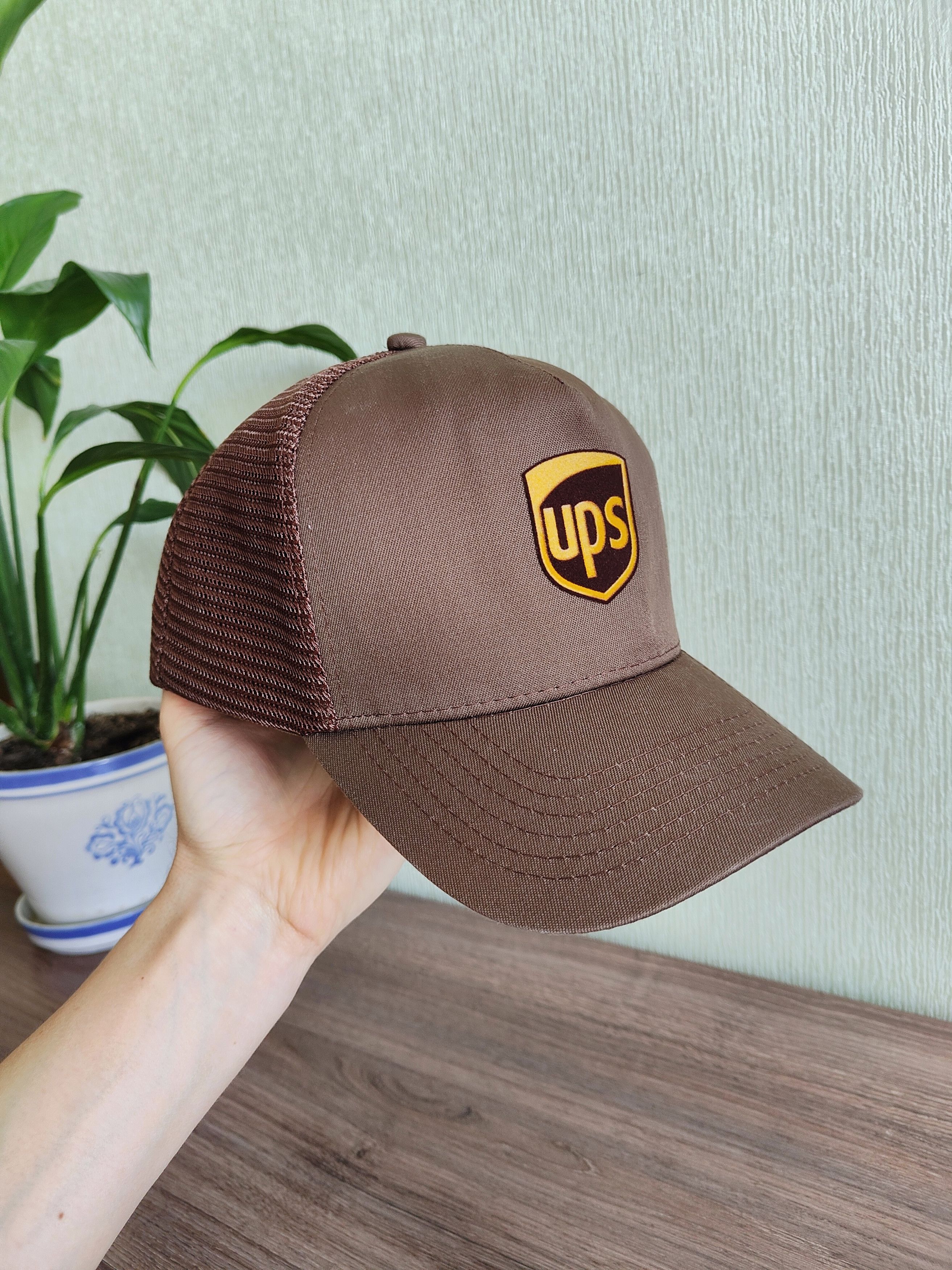 Hook-Ups Vintage Ups Twin Hill Trucker Cap Size ONE SIZE - 1 Thumbnail