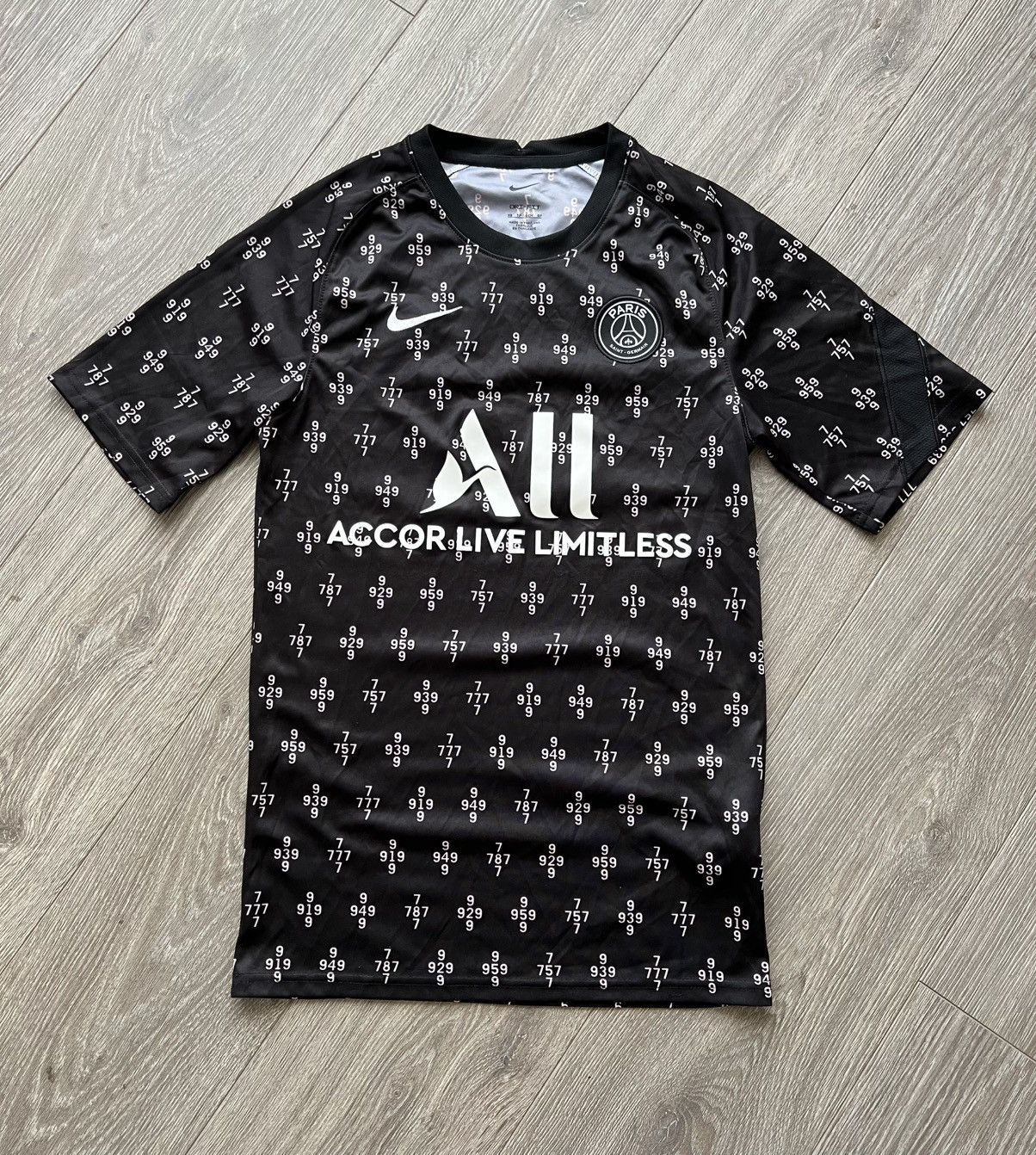 Nike Nike PSG Jersey Football Paris Saint Germain Size US XS / EU 42 / 0 - 2 Thumbnail