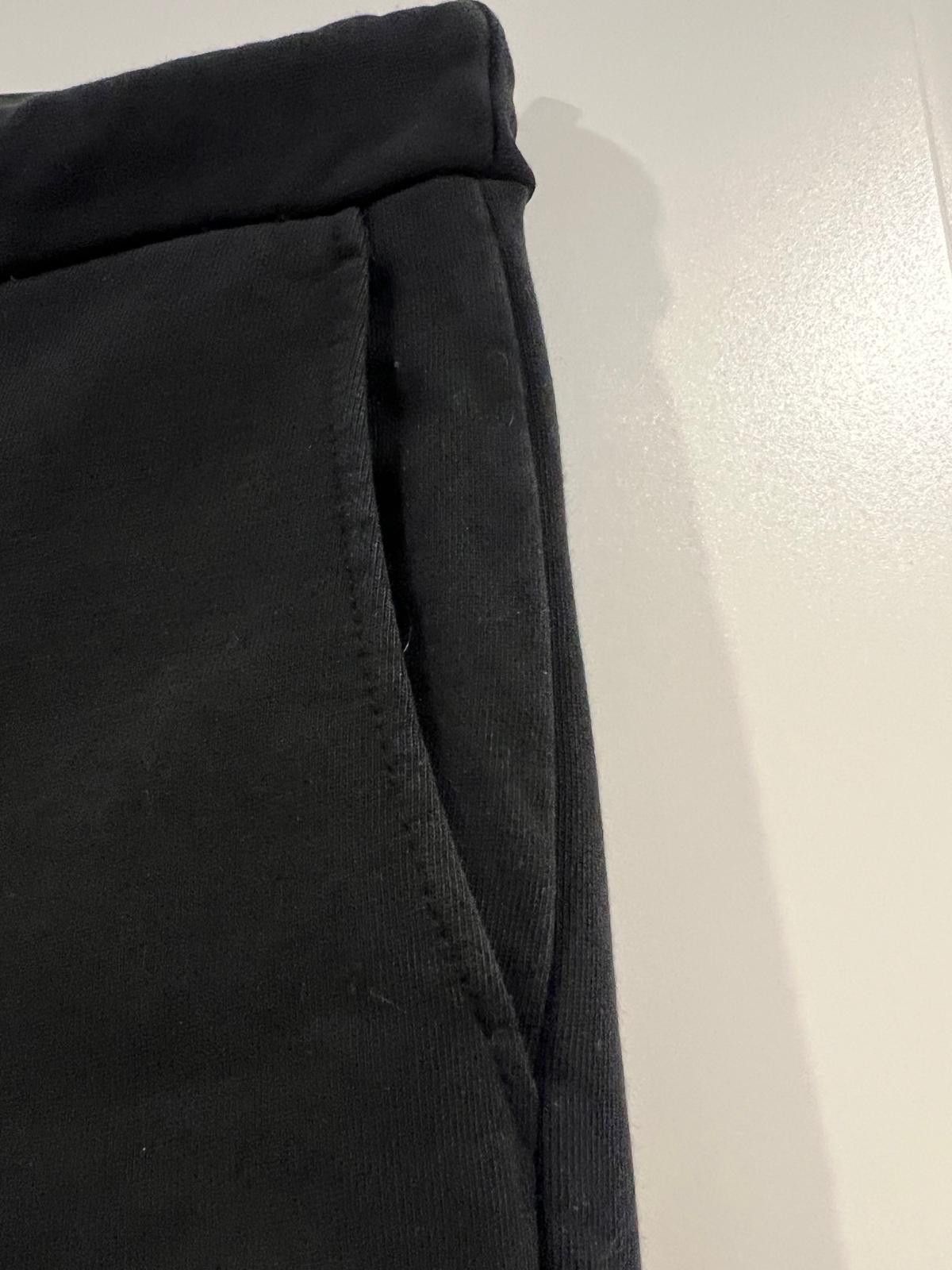 Bottega Veneta Black sweatpants with leather intrecciato pocket Size US 34 / EU 50 - 2 Thumbnail