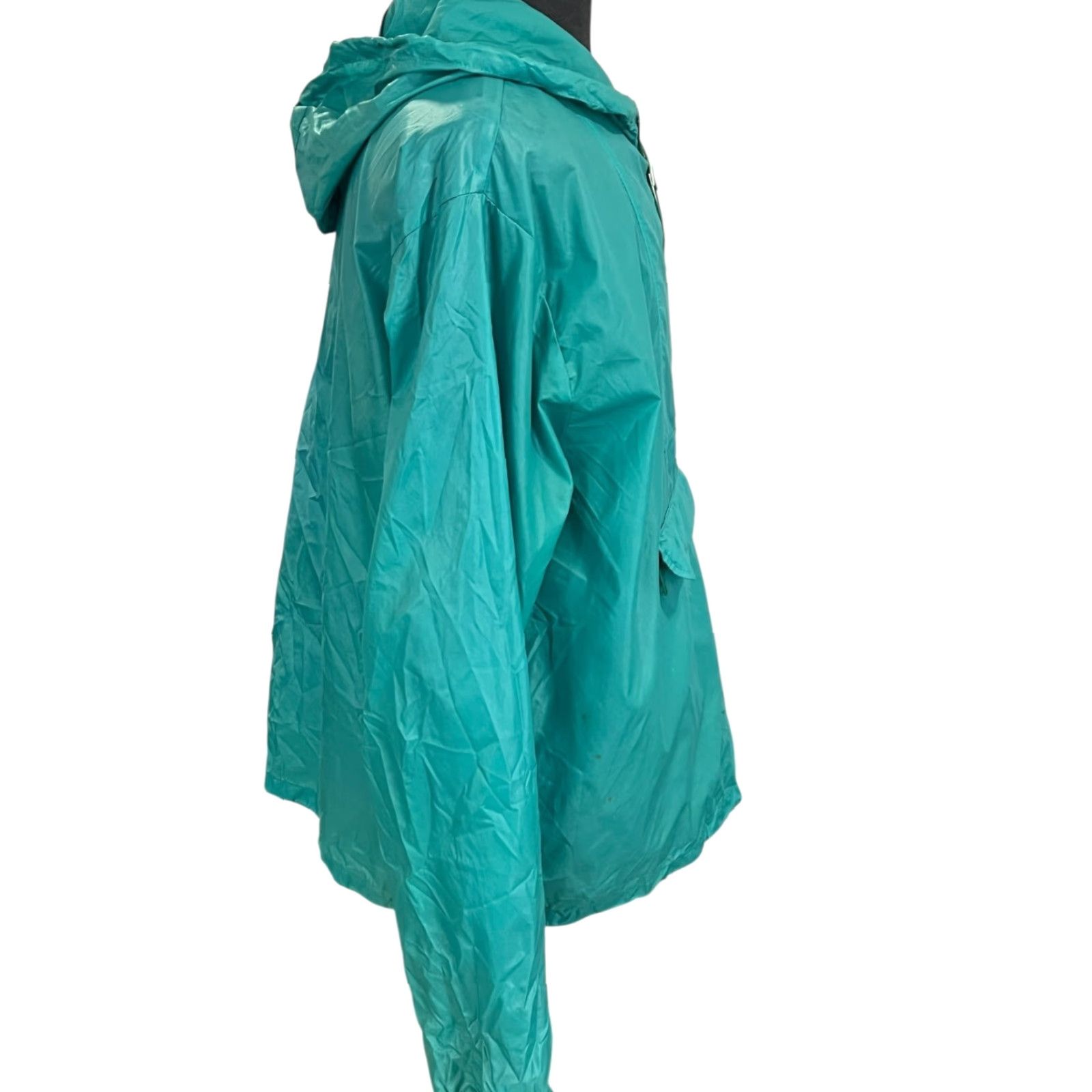 Lacoste VINTAGE Lacoste Windbreaker Mens XL Izod Anorak Hooded Pullover 80's Rain Jacket Jacket Size US XL / EU 56 / 4 - 6 Thumbnail