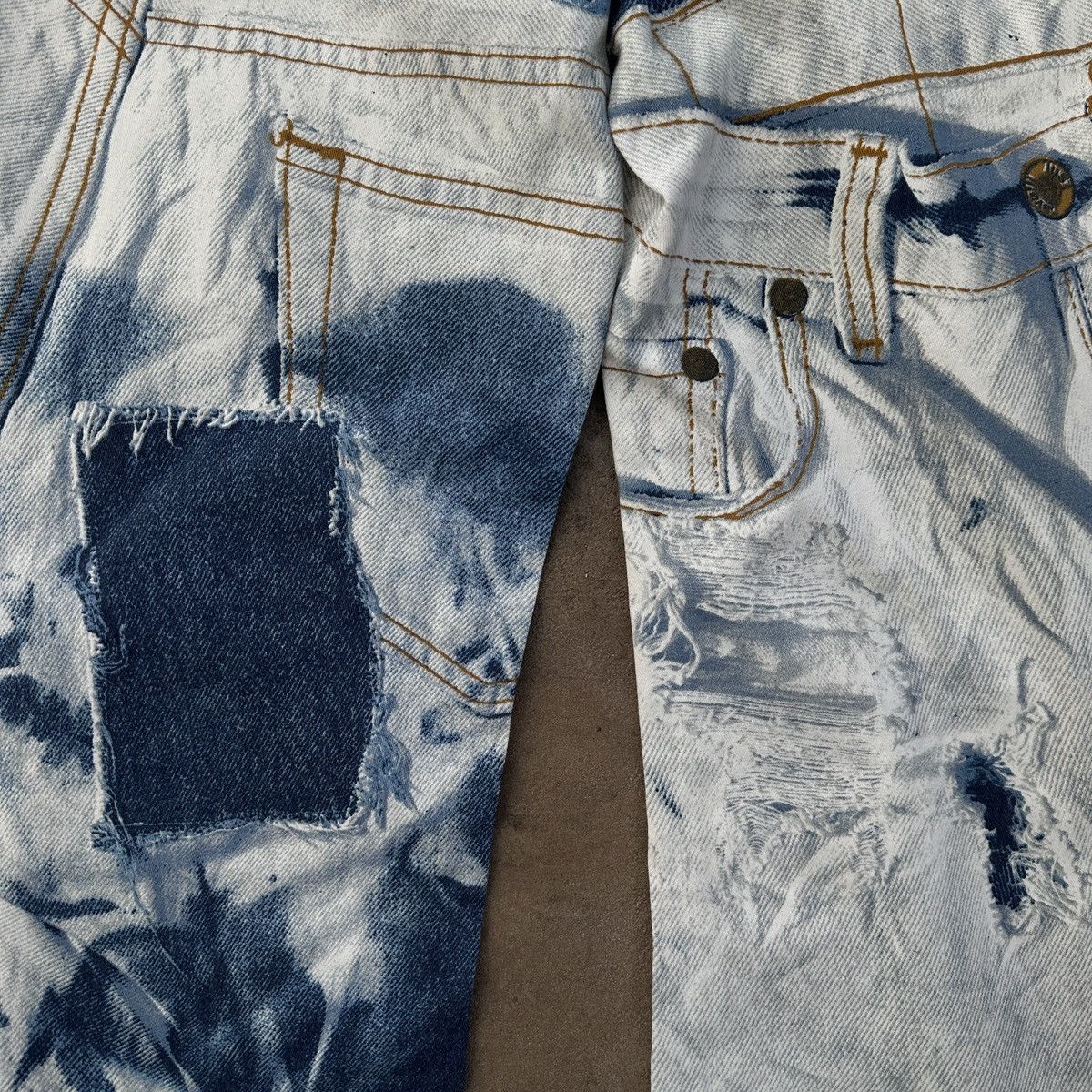 Just Cavalli Vintgae 2001 Just Cavalli Printed Denim Pants Size 26" / US 2 / IT 38 - 12 Thumbnail