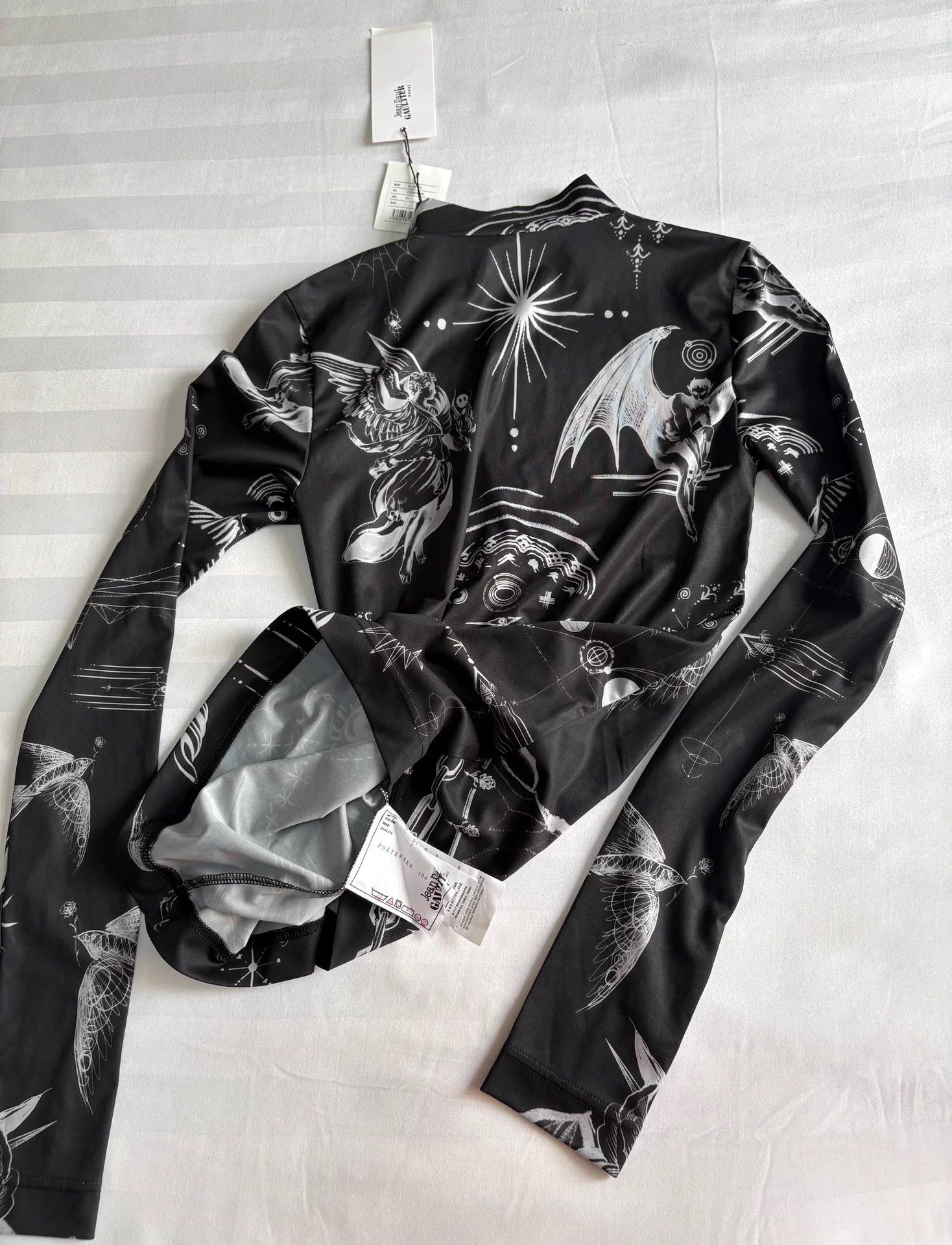 Jean Paul Gaultier Jean Paul Gaultier x Sacai Fitted Tattoo Print Top New SZ1 Size S / US 4 / IT 40 - 9 Thumbnail