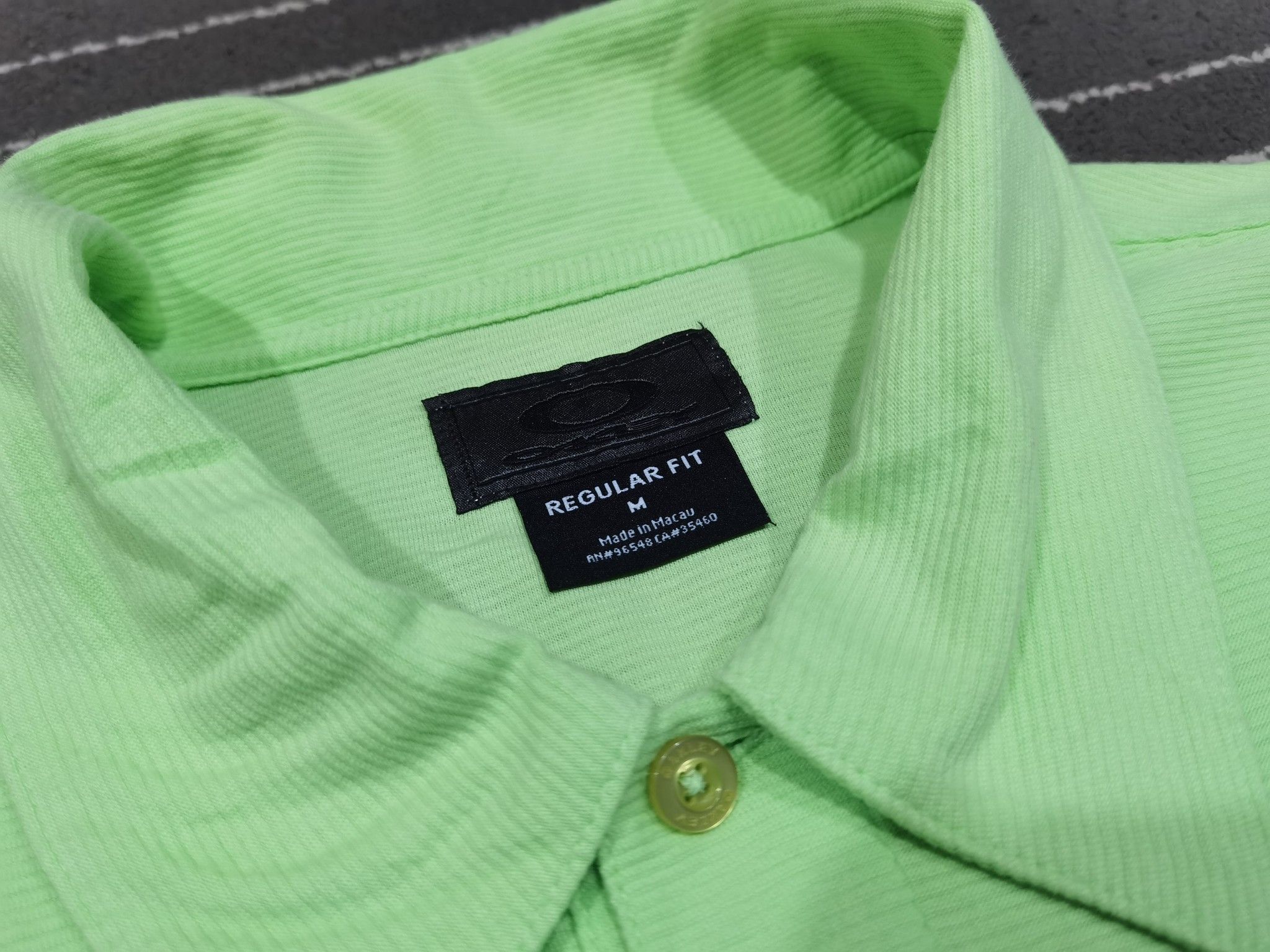 Oakley OAKLEY polo regular fit M 1686 Size US M / EU 48-50 / 2 - 4 Thumbnail