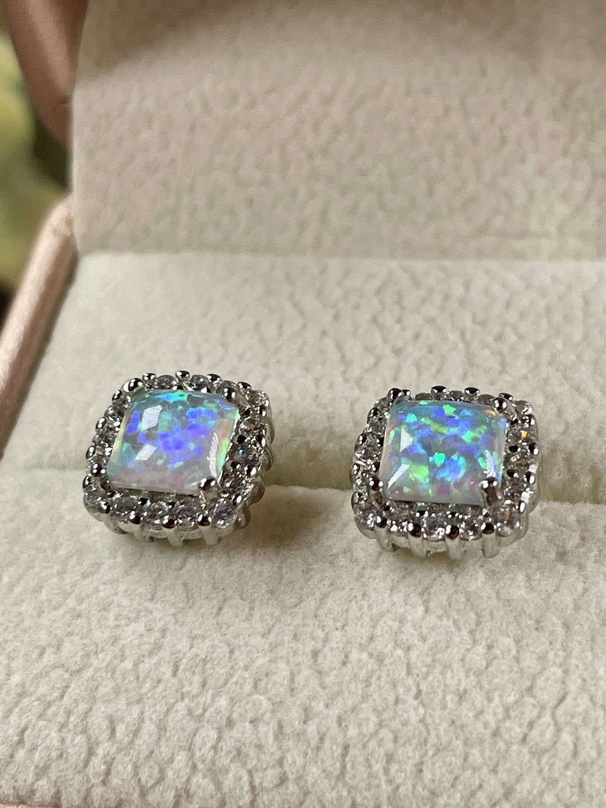 Other Genuine Andamooka OPAL and white Topaz. 2.5CT Silver 925 Size ONE SIZE - 9 Thumbnail