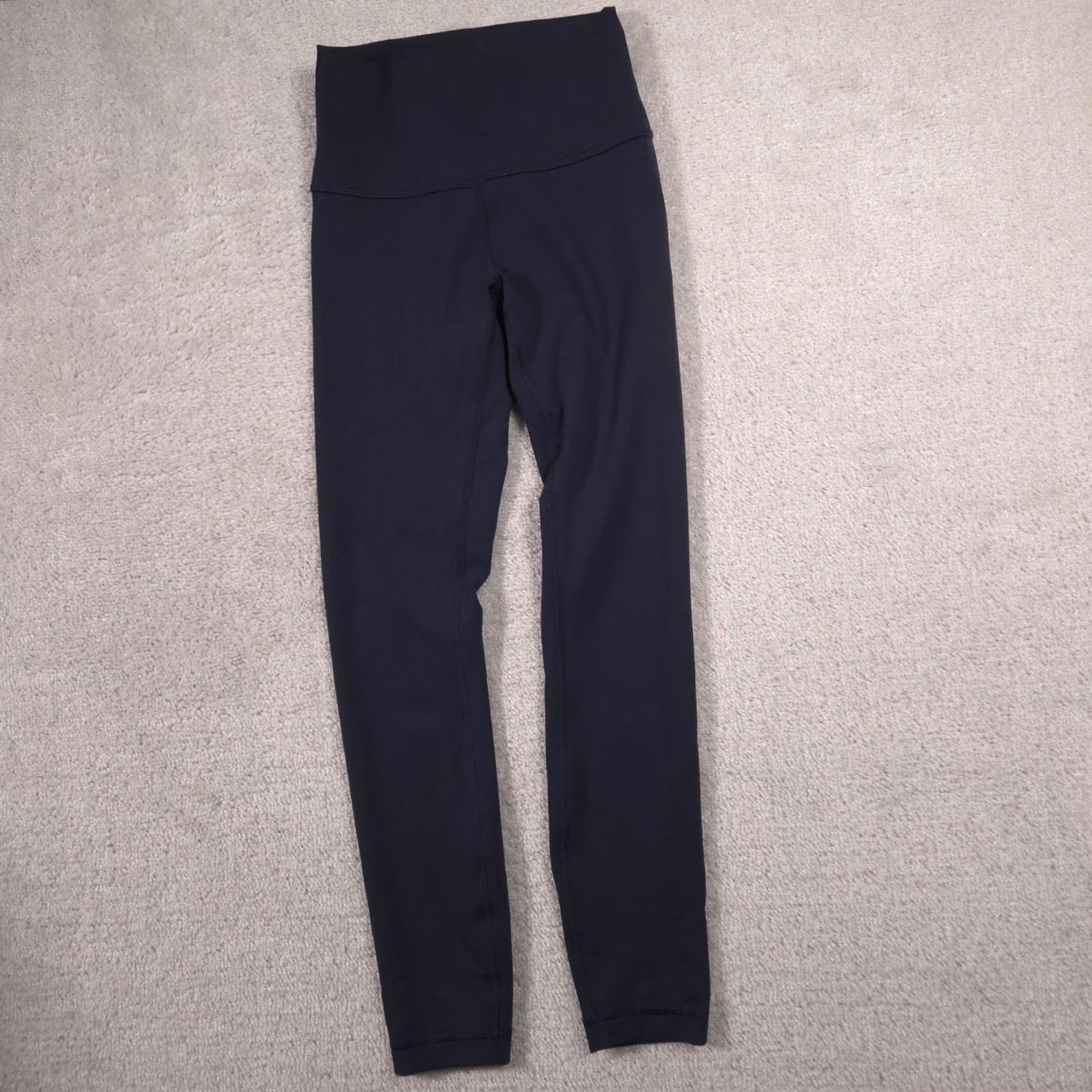 Lululemon - Maximizes search visibility by using keywords ("Lululemon," "Capri Leggings") Size 27" / US 4 / IT 40 - 2 Thumbnail
