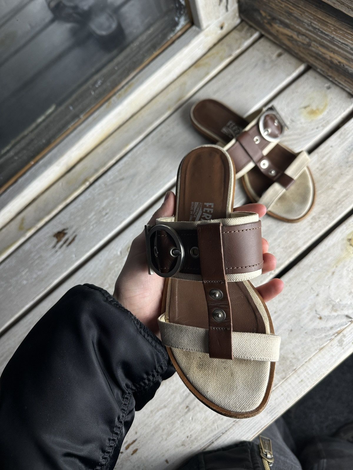 Salvatore Ferragamo RARE❗️Salvatore Ferragamo Women Shoes slides sandals Size US 7 / IT 37 - 3 Thumbnail