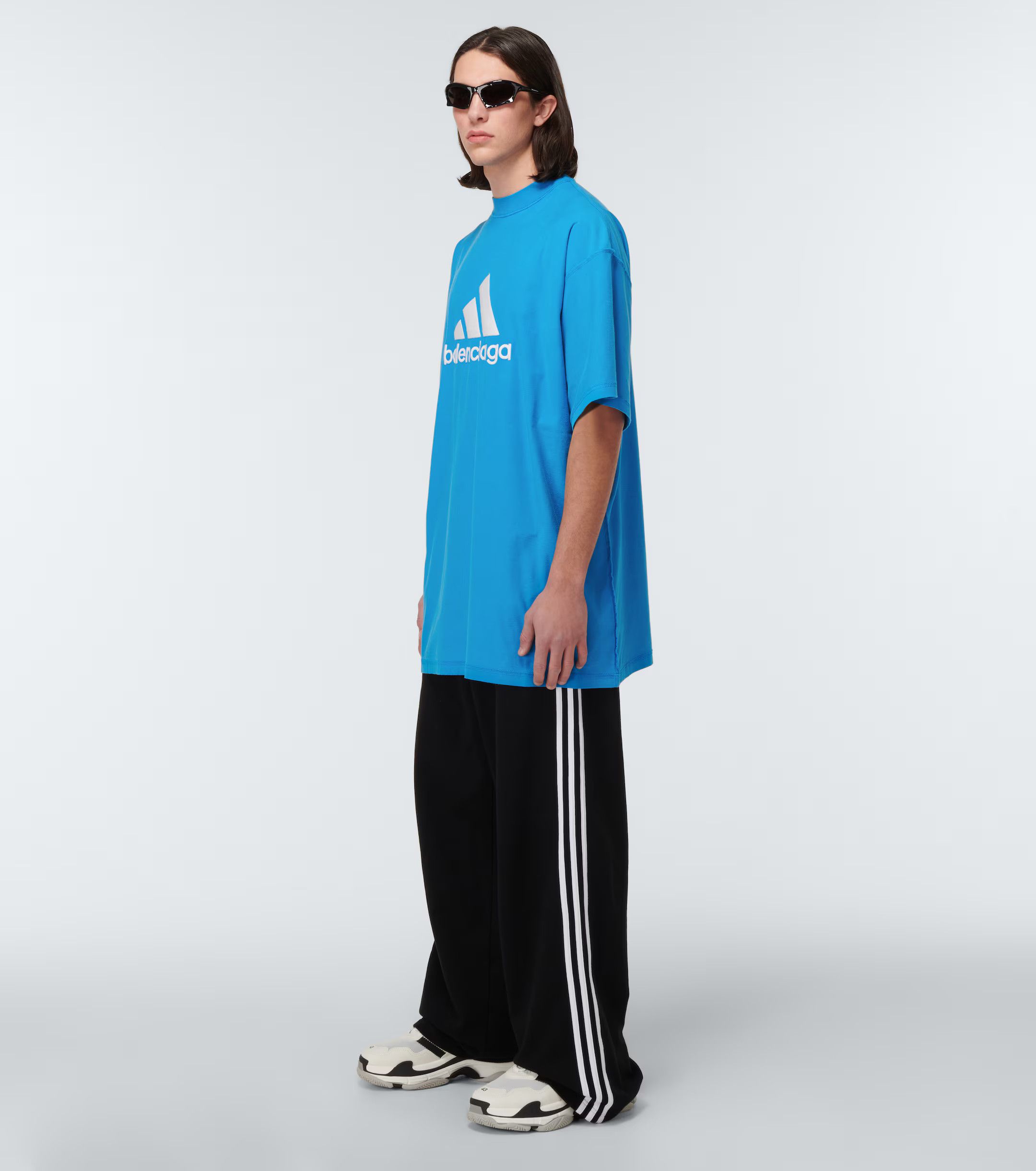 Balenciaga o1in1g0724 T- Shirt Oversized in Blue Size US L / EU 52-54 / 3 - 4 Thumbnail