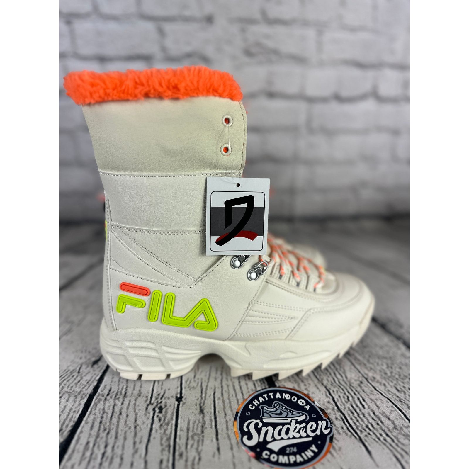 Fila Fila Disruptor Snow Boots Womens 9 Orange Shearling Winter Size US 9 / IT 39 - 6 Thumbnail