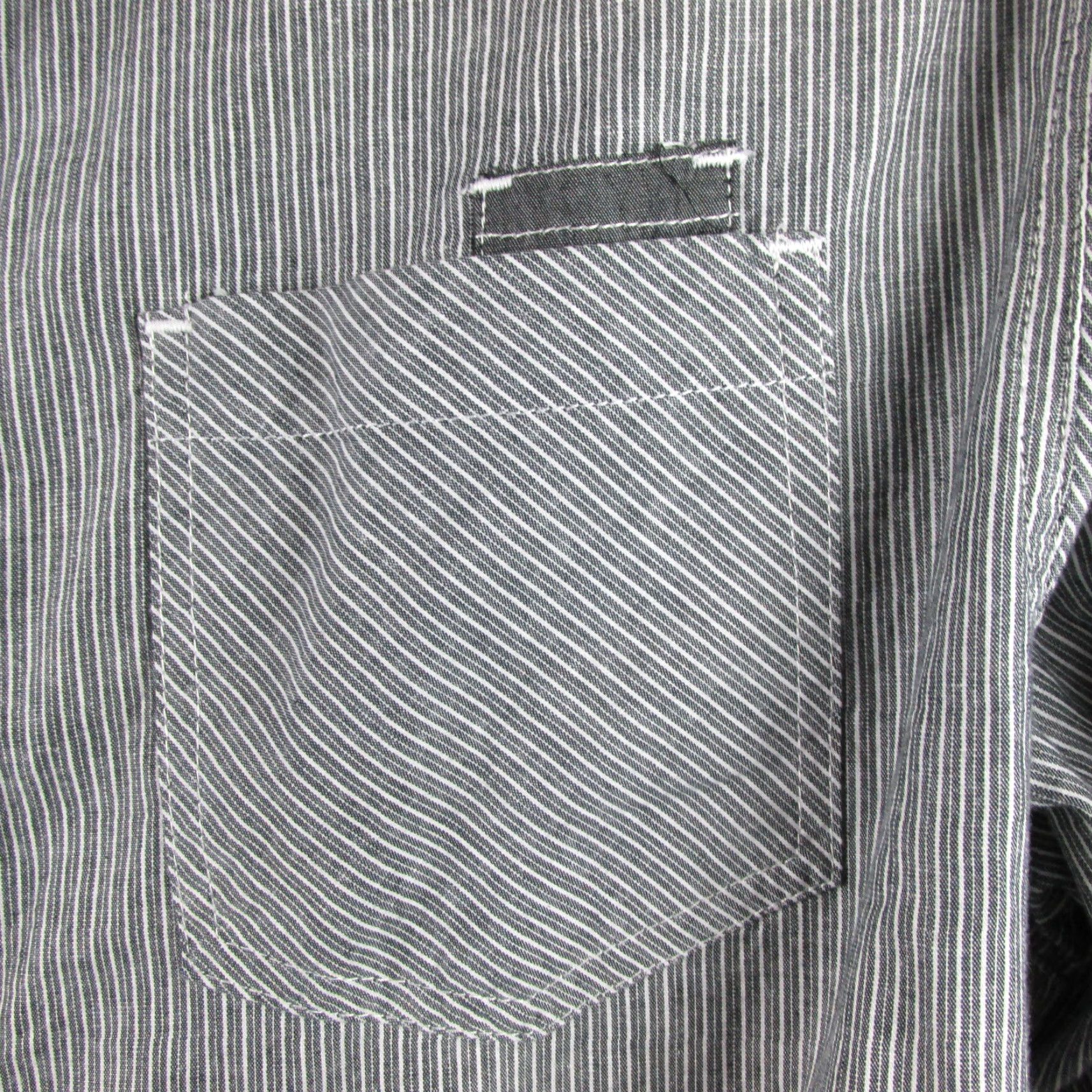 Vintage Ocean Current Men's Dress Shirt L Gray White Striped Button-Up Long Sleeve 100% Cotton Regular Fit Casual Shirt Size US L / EU 52-54 / 3 - 4 Thumbnail