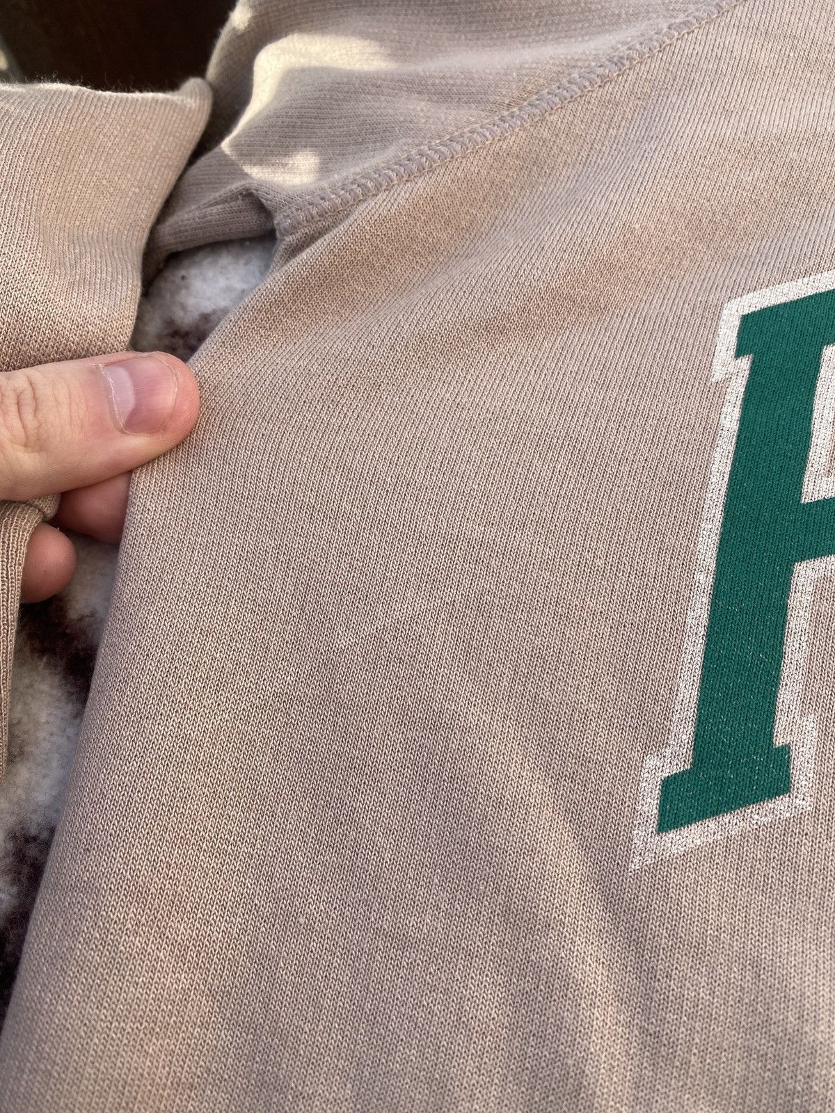 NCAA × Vintage Ultra rare university of hawaii Vintage Crawneck 80s Size US L / EU 52-54 / 3 - 8 Thumbnail