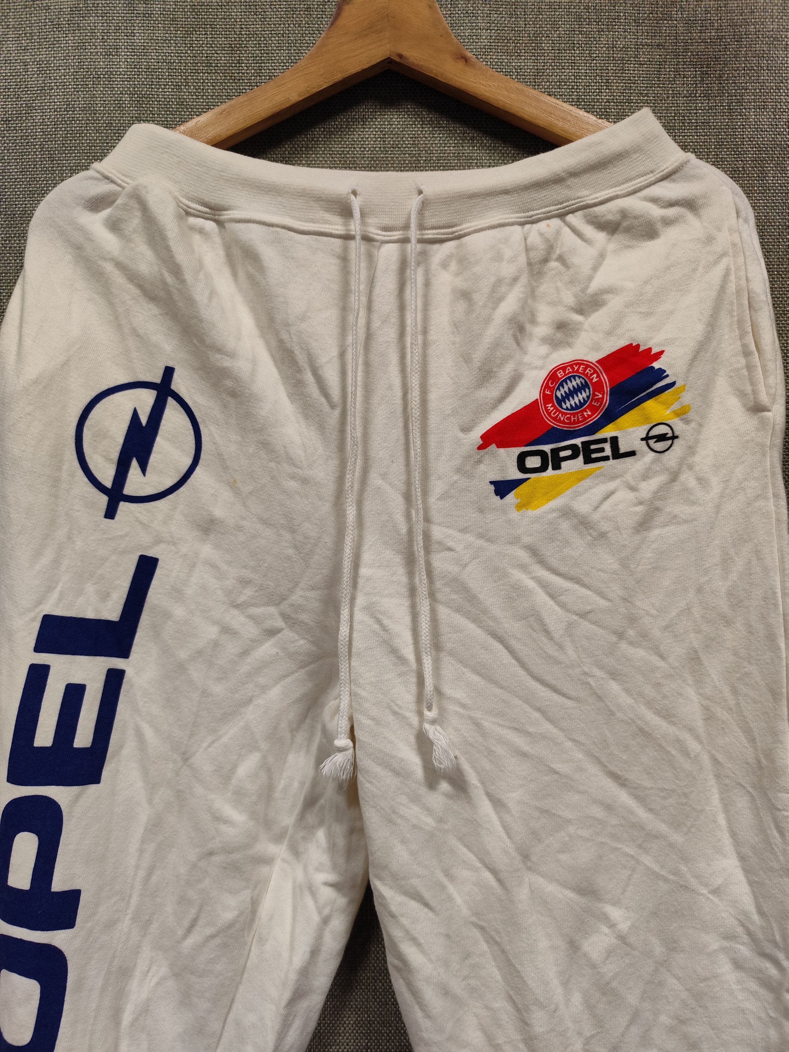 Vintage vintage opel fc bayern munchen jogger pants Size US 30 / EU 46 - 4 Thumbnail