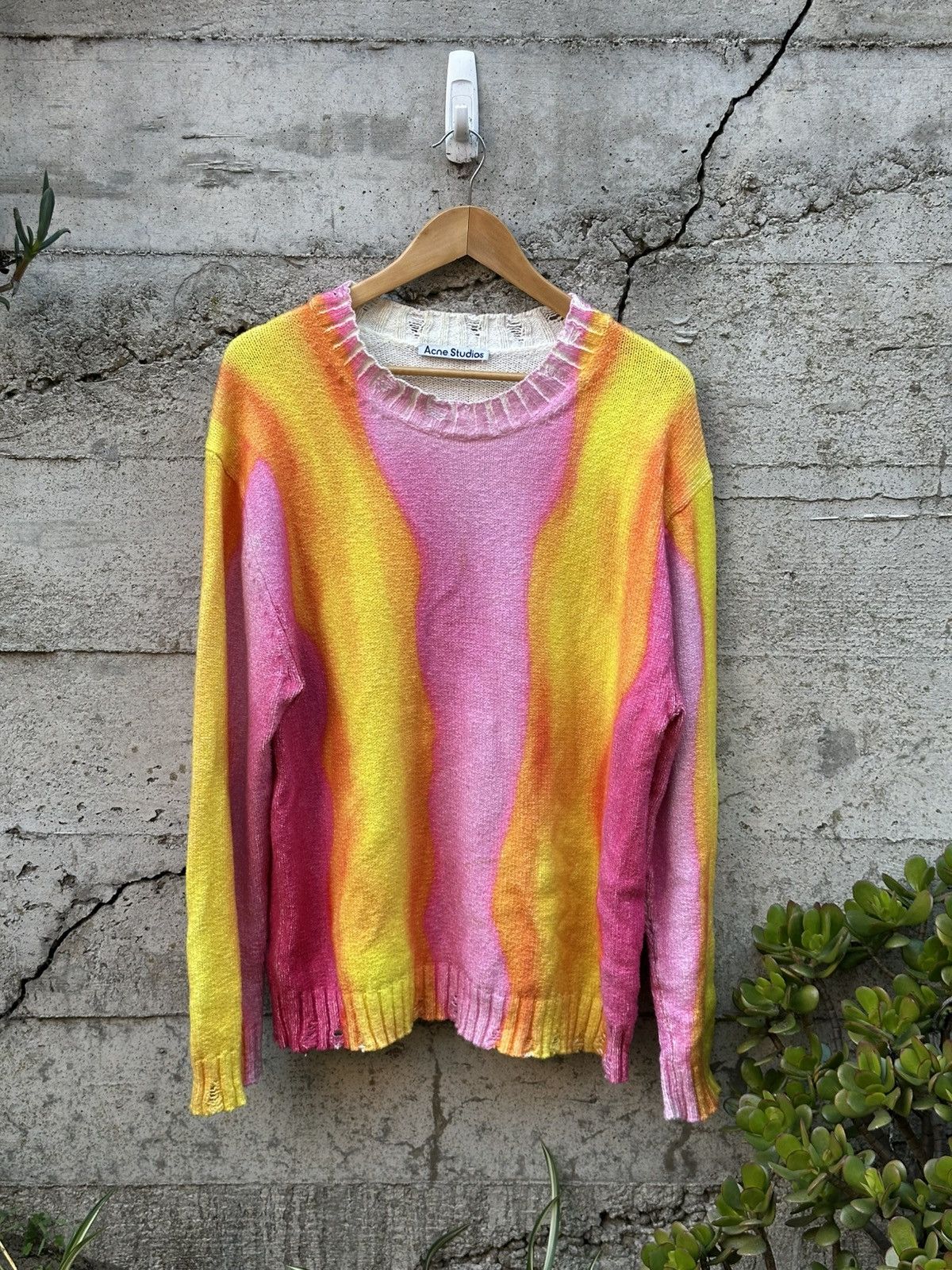 Acne Studios RARE GRAIL Acne Studios scattered fire distressed knit Size US L / EU 52-54 / 3 - 3 Thumbnail