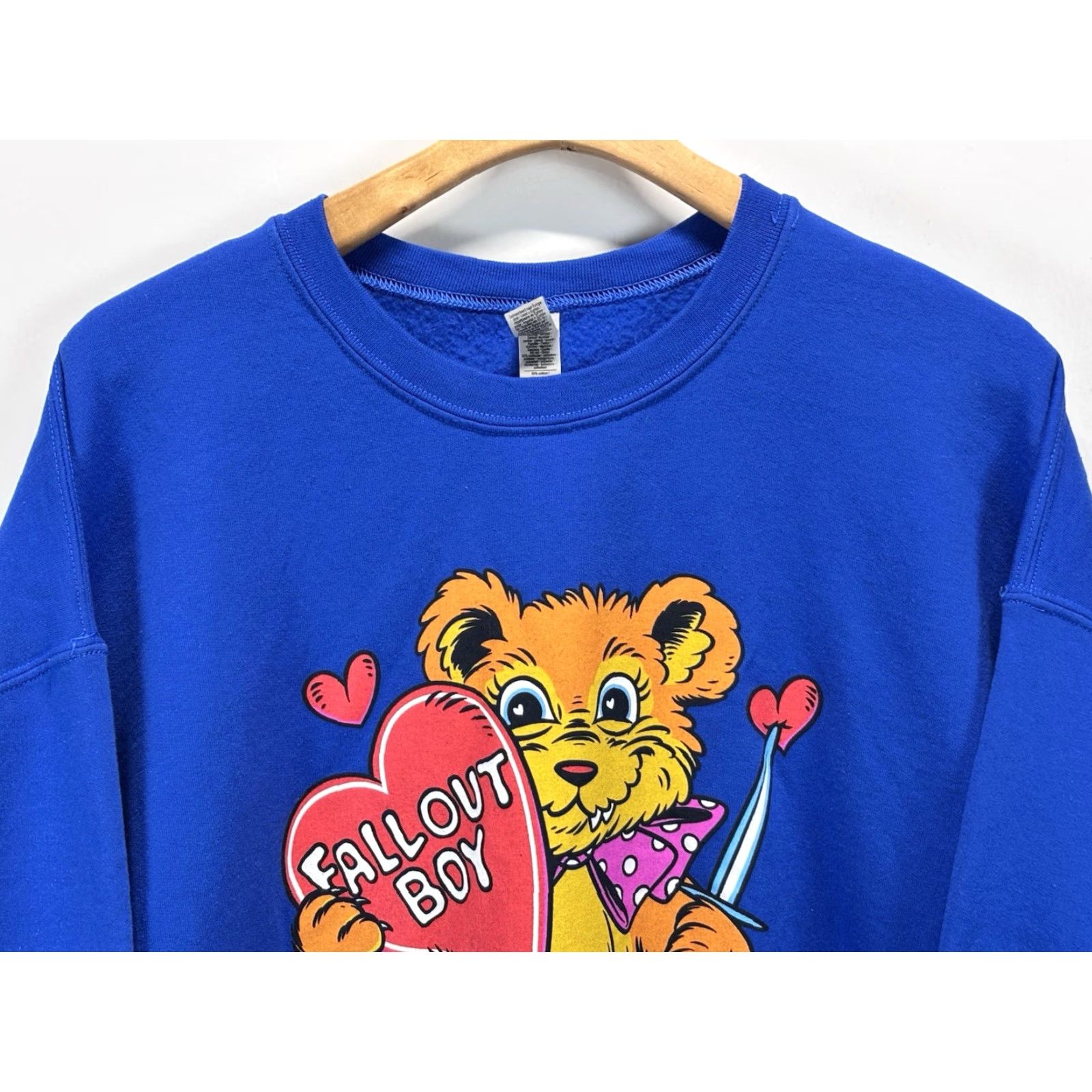 Gildan VINTAGE Fall Out Boy Graphic Print Sweatshirt Men Adults XXL Blue 2000s Rock Pullover Size US XXL / EU 58 / 5 - 2 Thumbnail