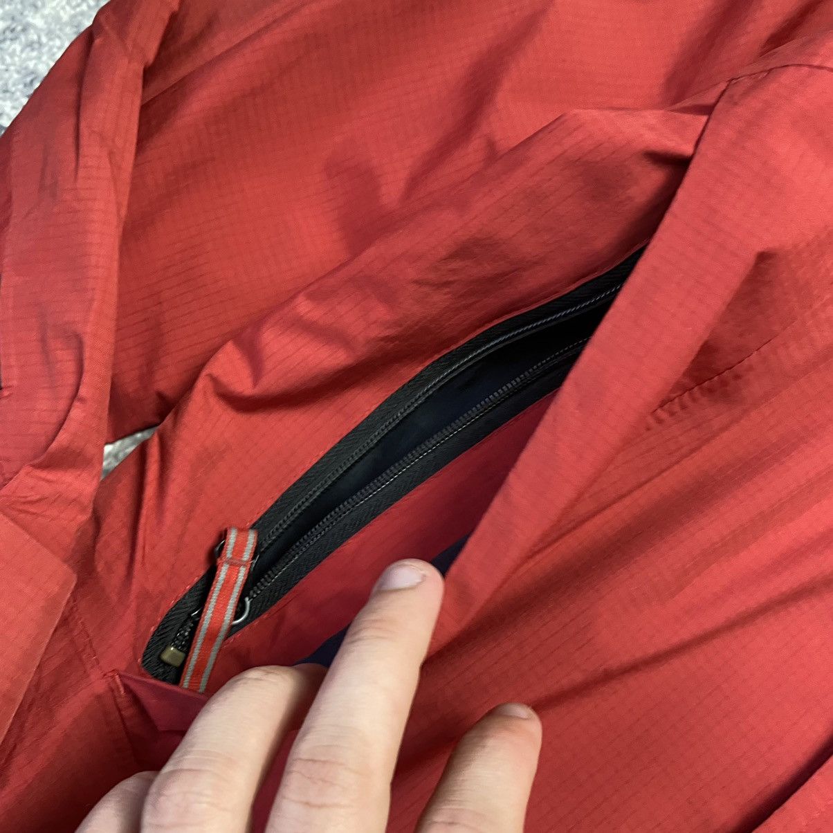 Haglofs Vintage Haglofs Outdoor streetwear waterproof jacket Size XXS / US 00 / IT 34 - 7 Thumbnail