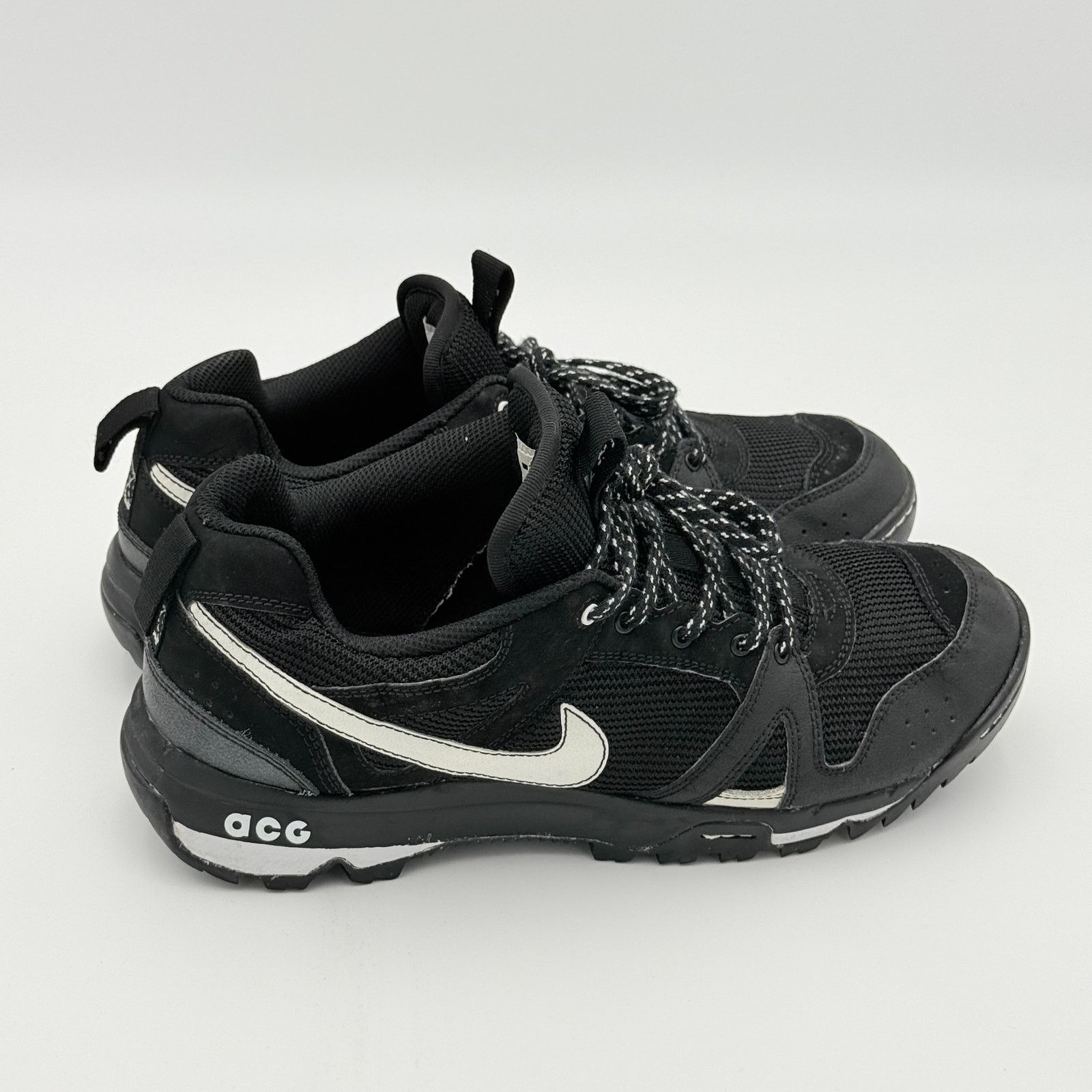 Nike Nike ACG Air Rongbuk Black White Trail Running Shoes Size US 8.5 / EU 41-42 - 4 Thumbnail