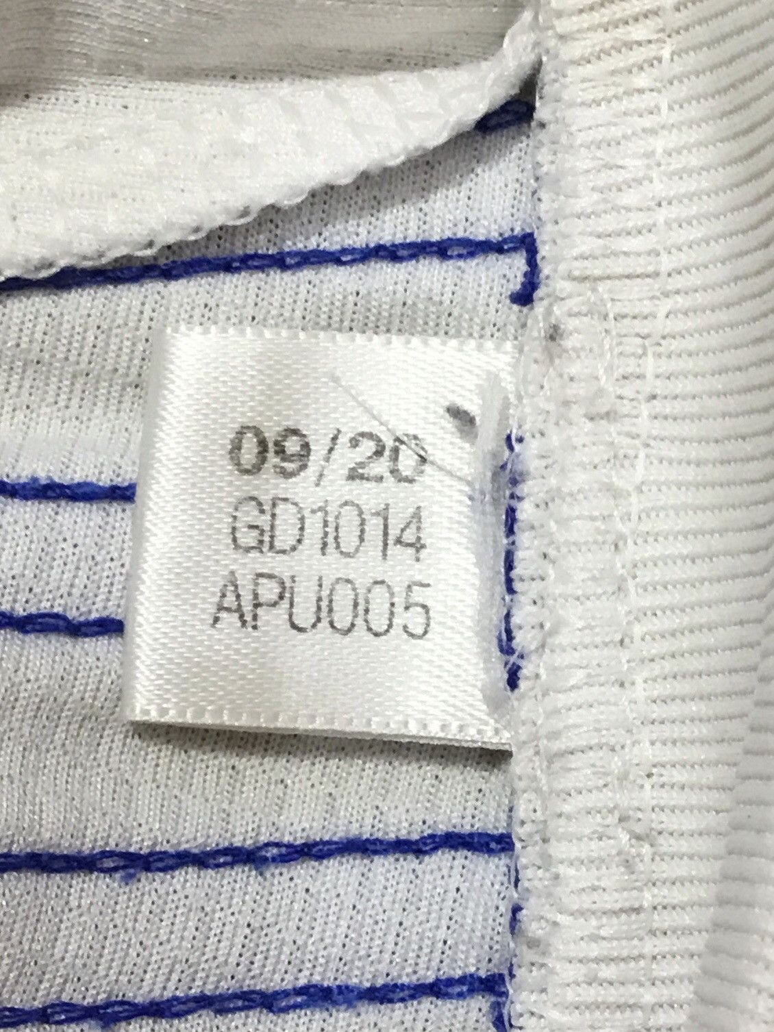 Adidas Leeds United Jersey Shirt Mens L Soccer Adidas SBOTOP Size US L / EU 52-54 / 3 - 7 Thumbnail
