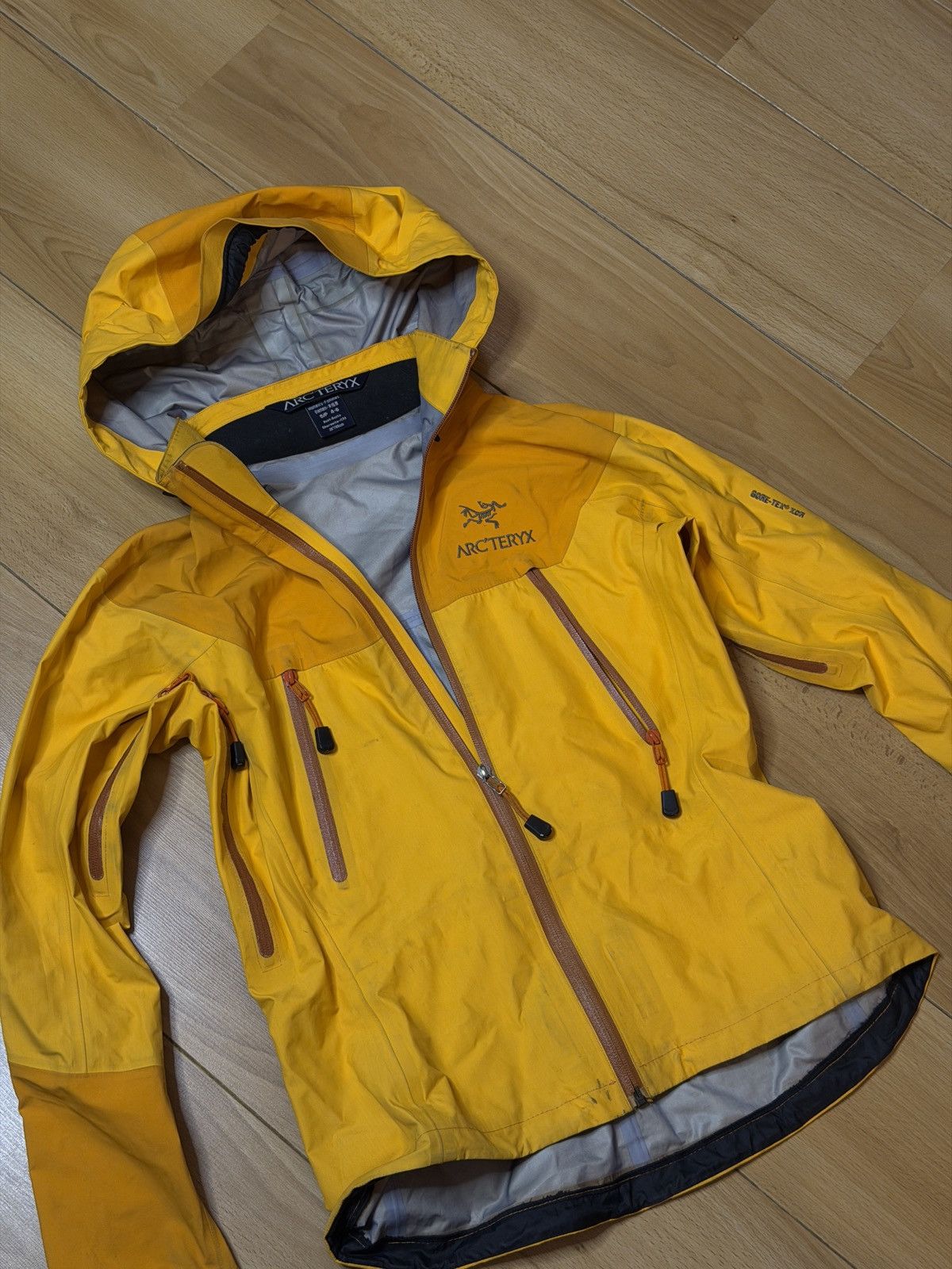Arc'teryx Arcteryx women ski jacket gore tex Size S / US 4 / IT 40 - 4 Thumbnail