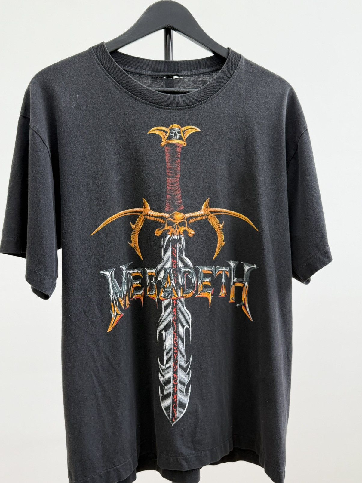 Band Tees VINTAGE MEGADETH 1997 mega tess band t-shirt traviss scott Size US M / EU 48-50 / 2 - 4 Thumbnail